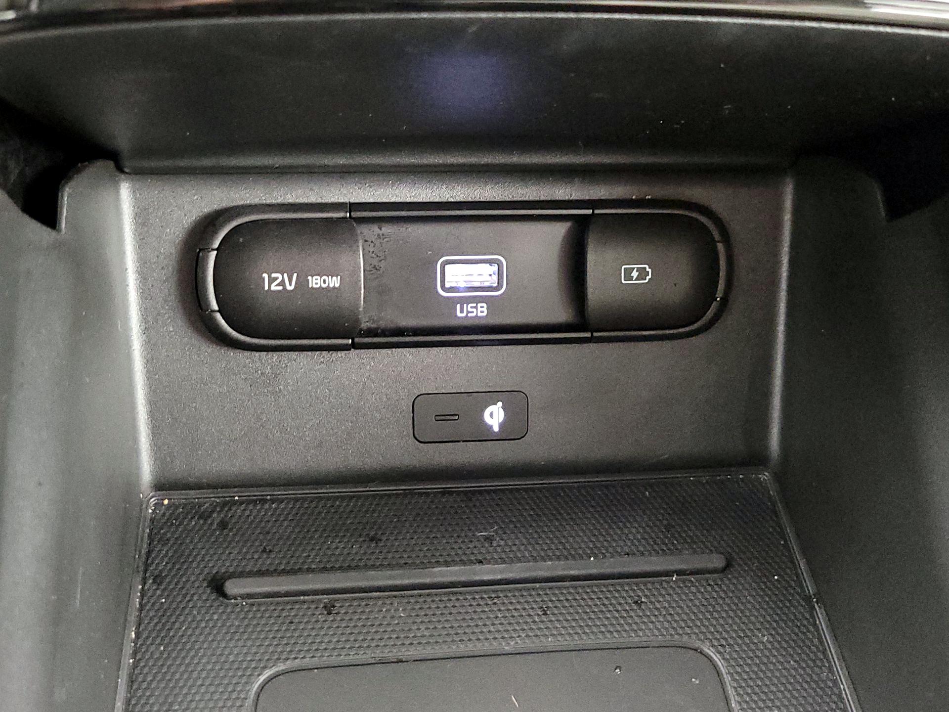 Thumbnail: 2022 Kia Telluride - 19