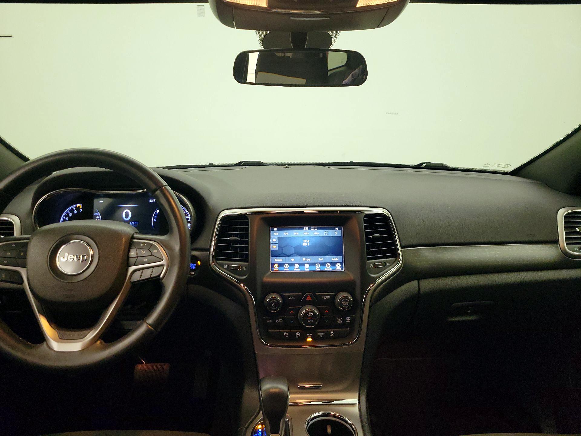 Thumbnail: 2018 Jeep Grand Cherokee - 9