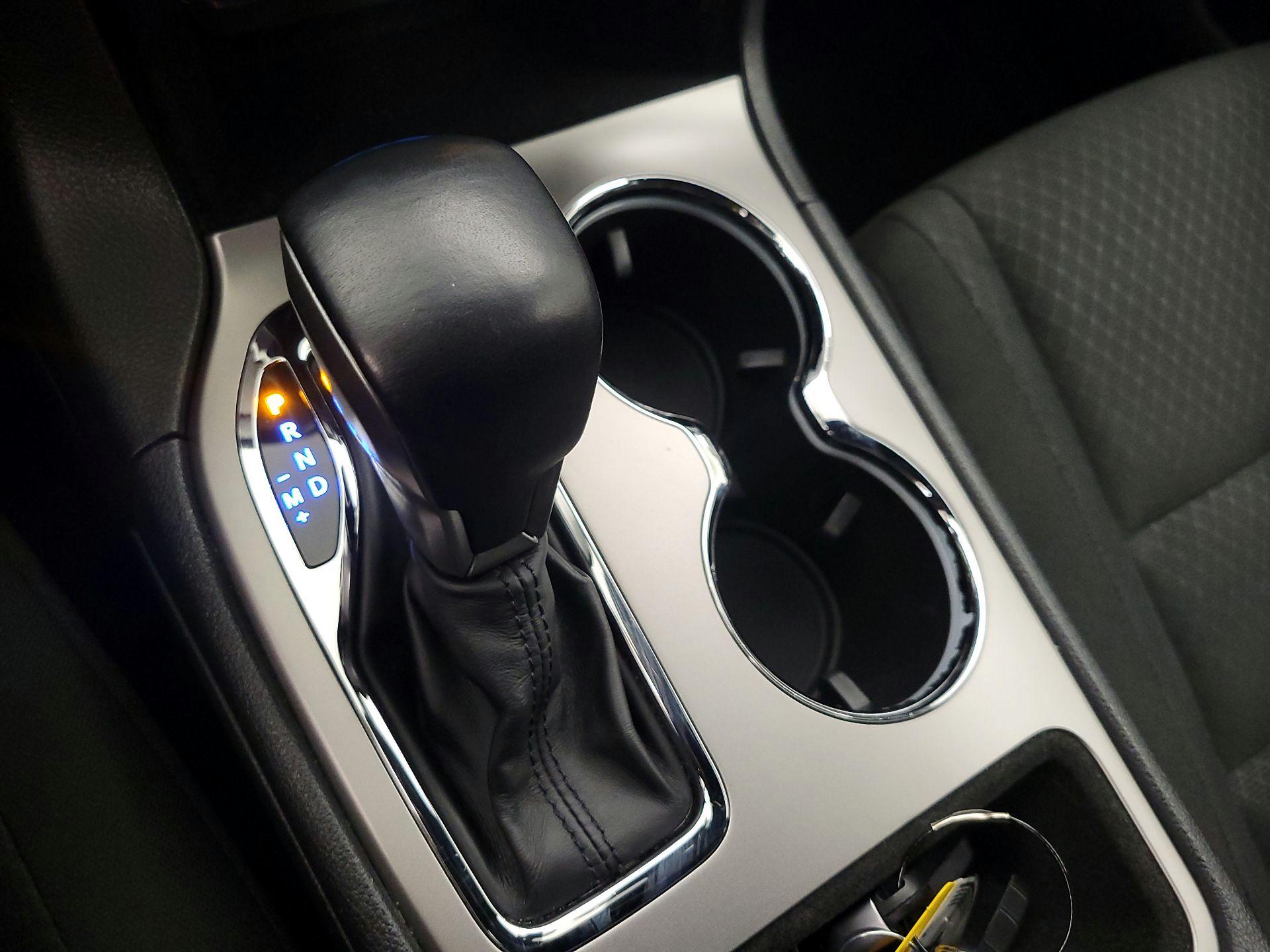 Thumbnail: 2018 Jeep Grand Cherokee - 17