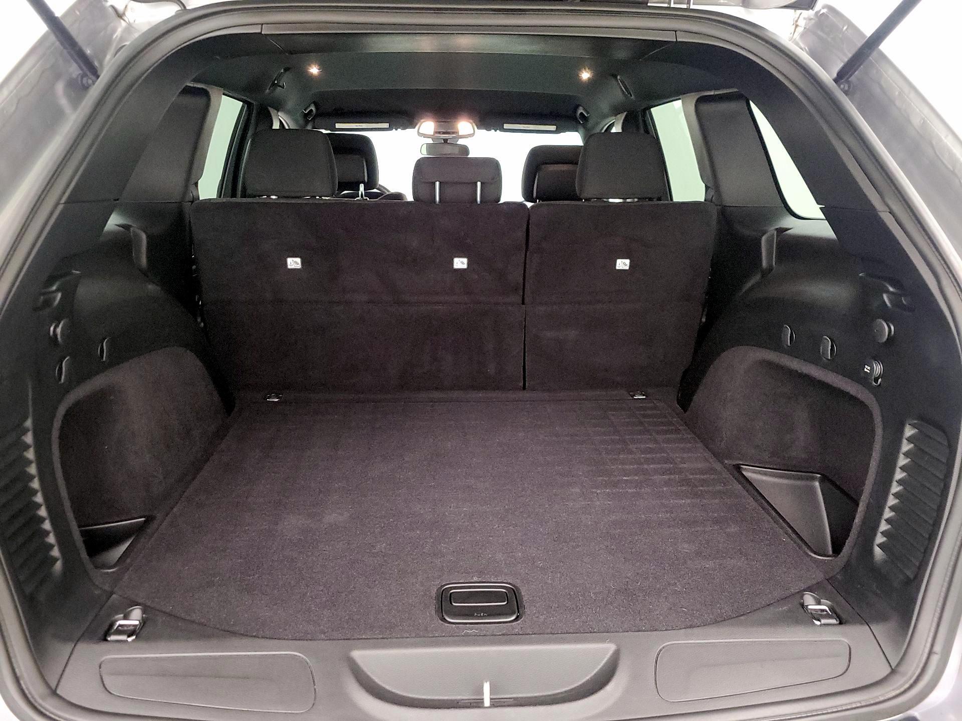 Thumbnail: 2018 Jeep Grand Cherokee - 20