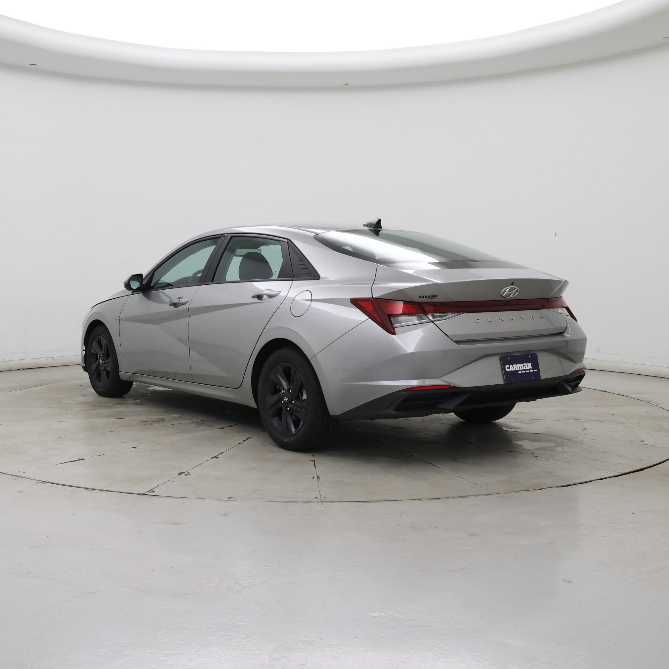 Thumbnail: 2022 Hyundai Elantra - 2