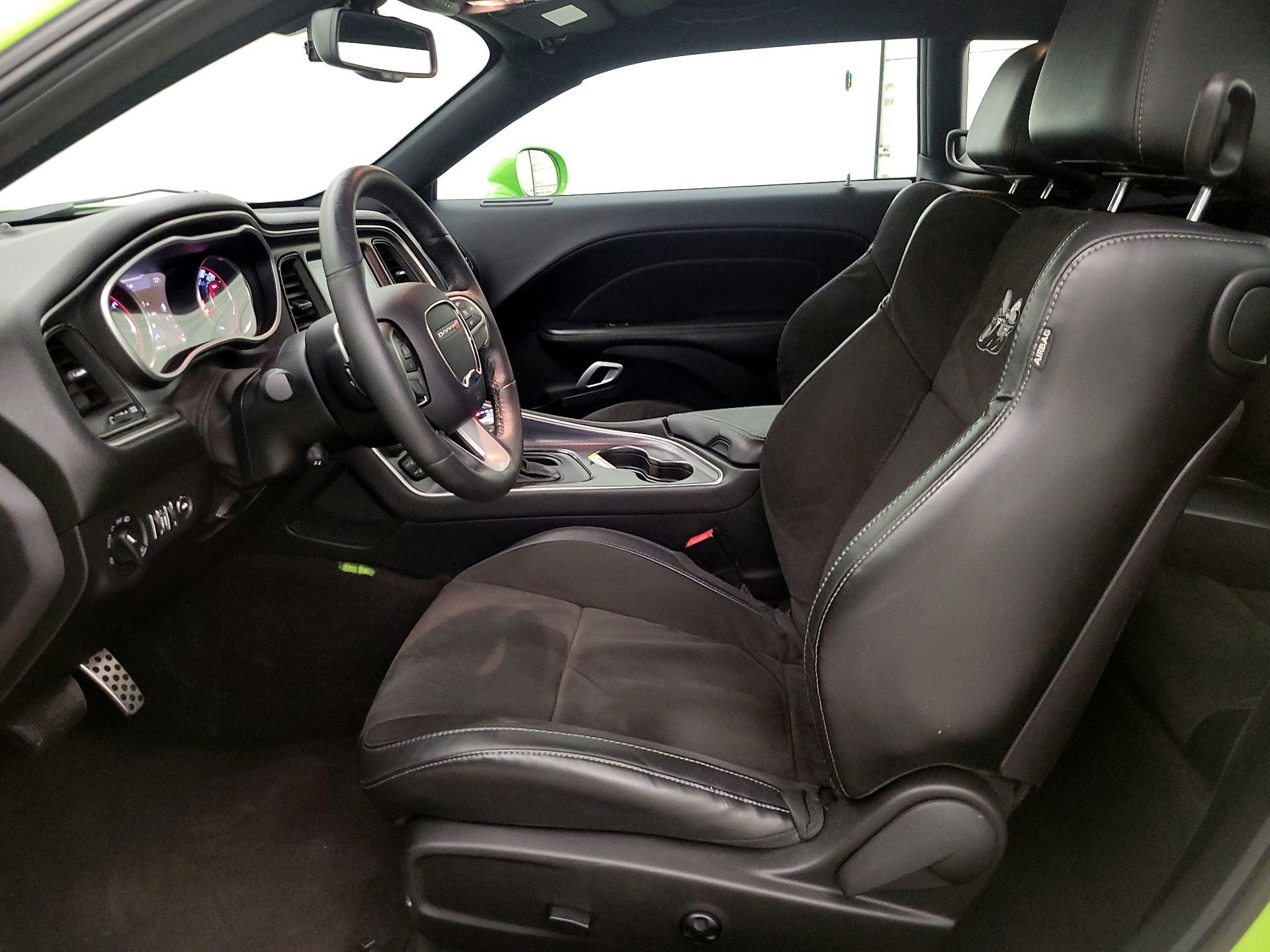 Thumbnail: 2015 Dodge Challenger - 11