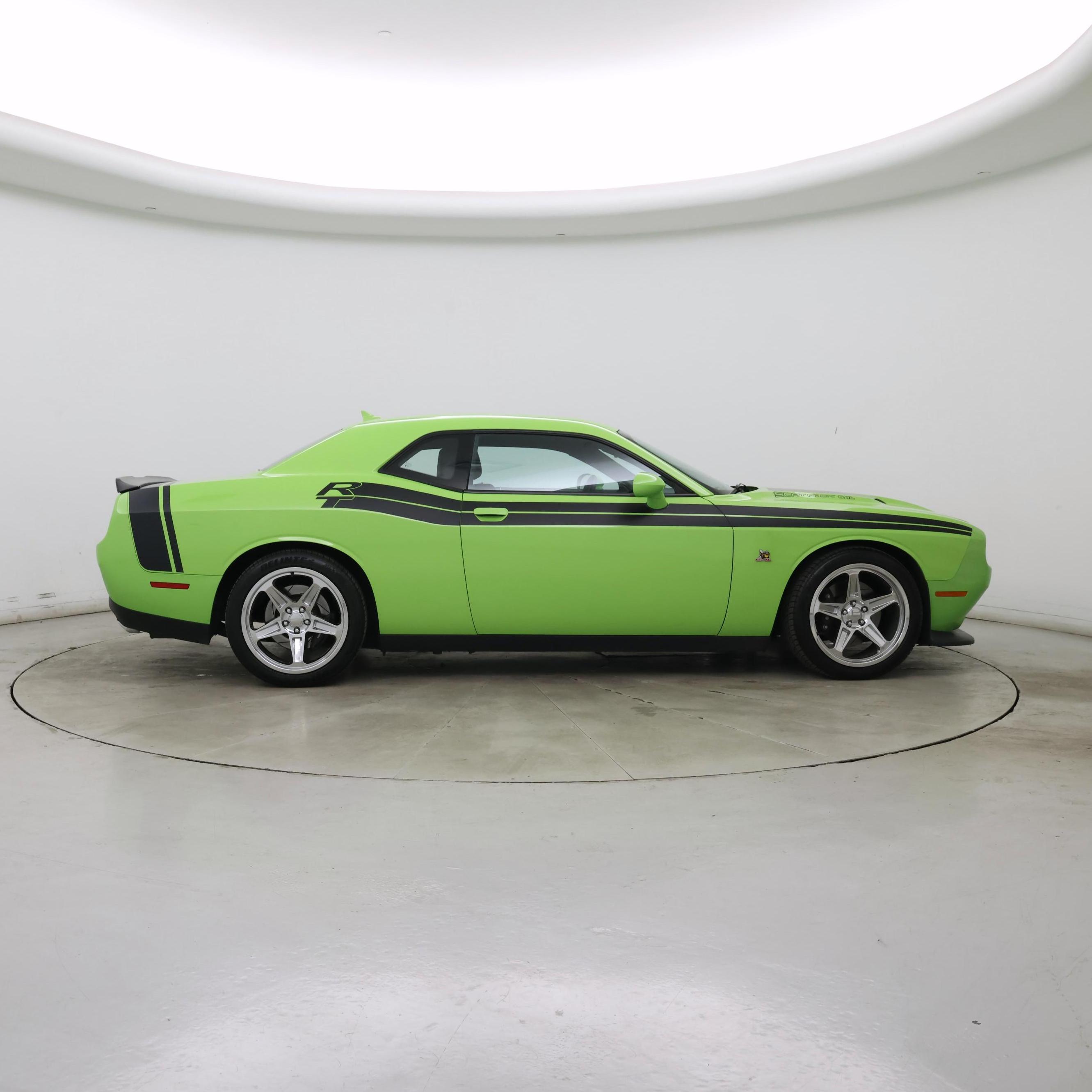 Thumbnail: 2015 Dodge Challenger - 7