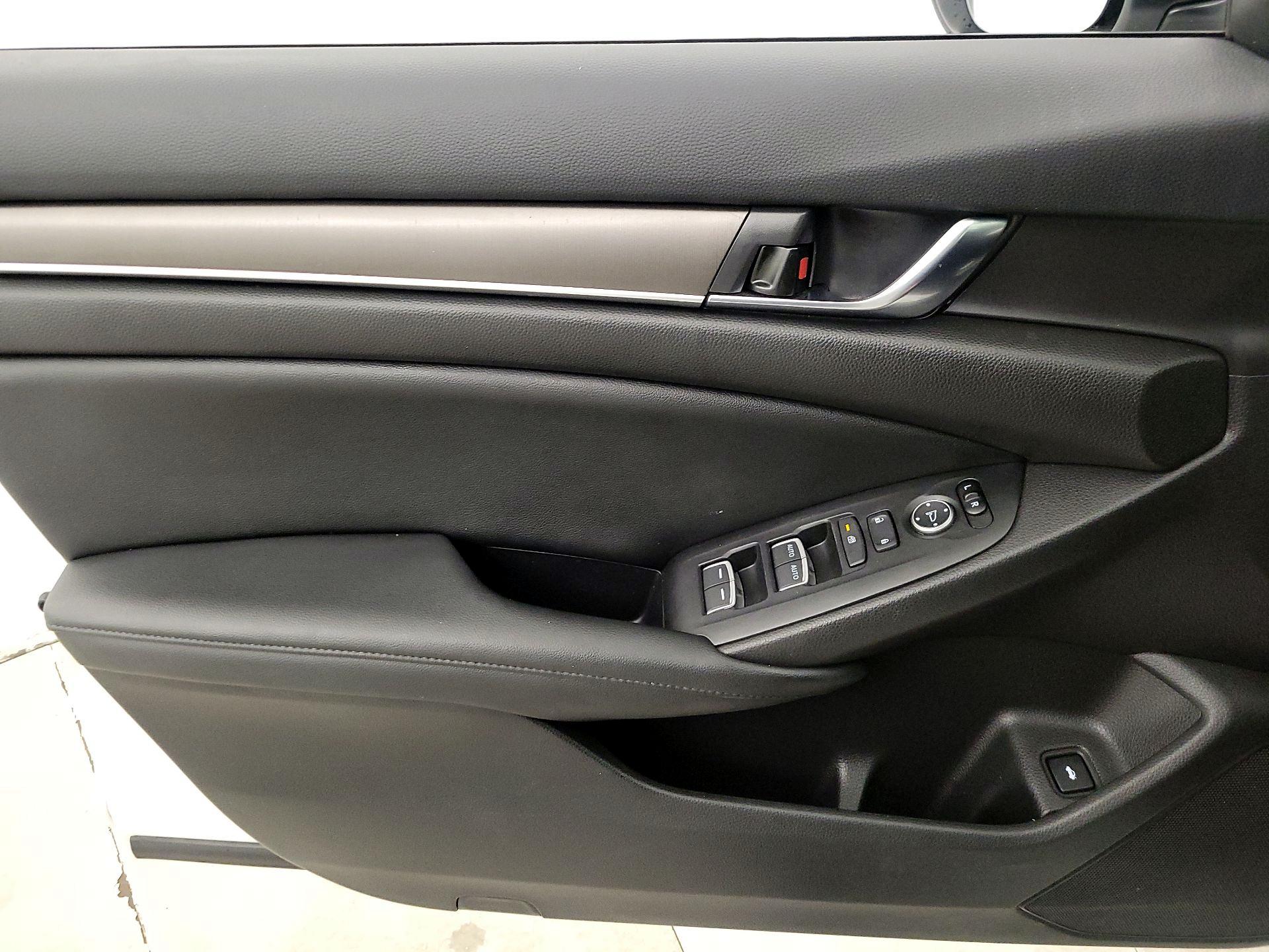 Thumbnail: 2021 Honda Accord - 12