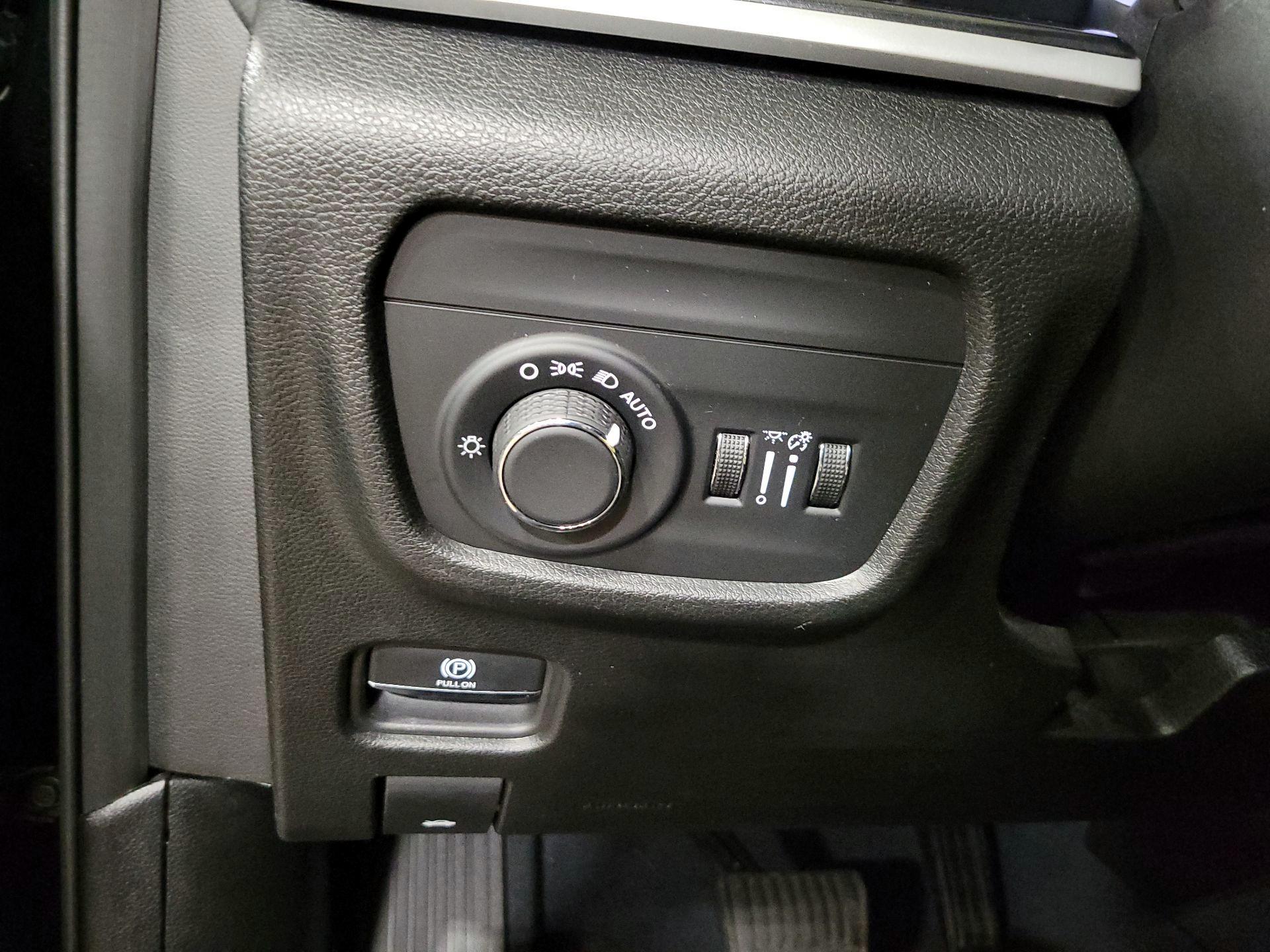 Thumbnail: 2023 Jeep Grand Cherokee - 13