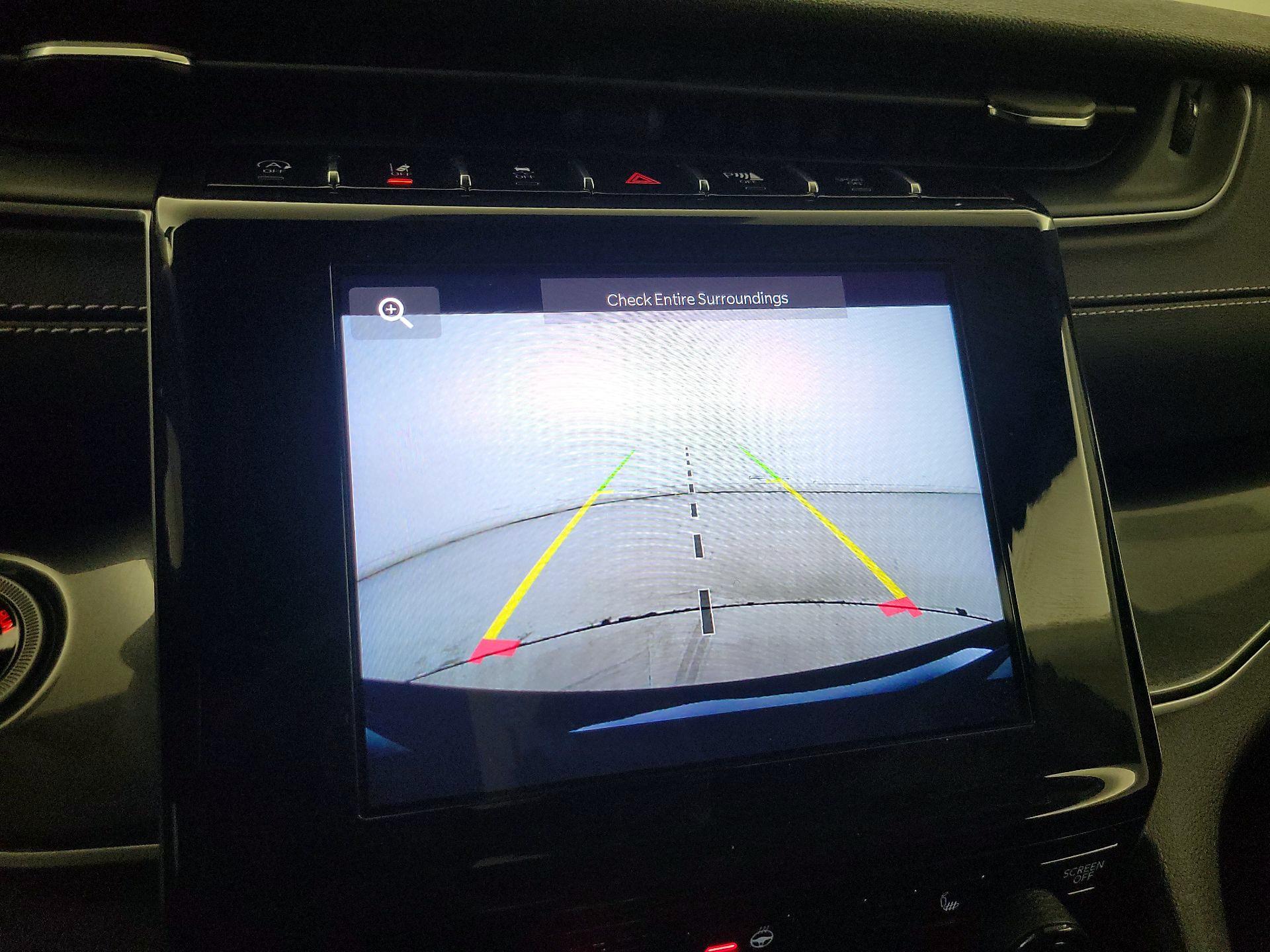 Thumbnail: 2023 Jeep Grand Cherokee - 14