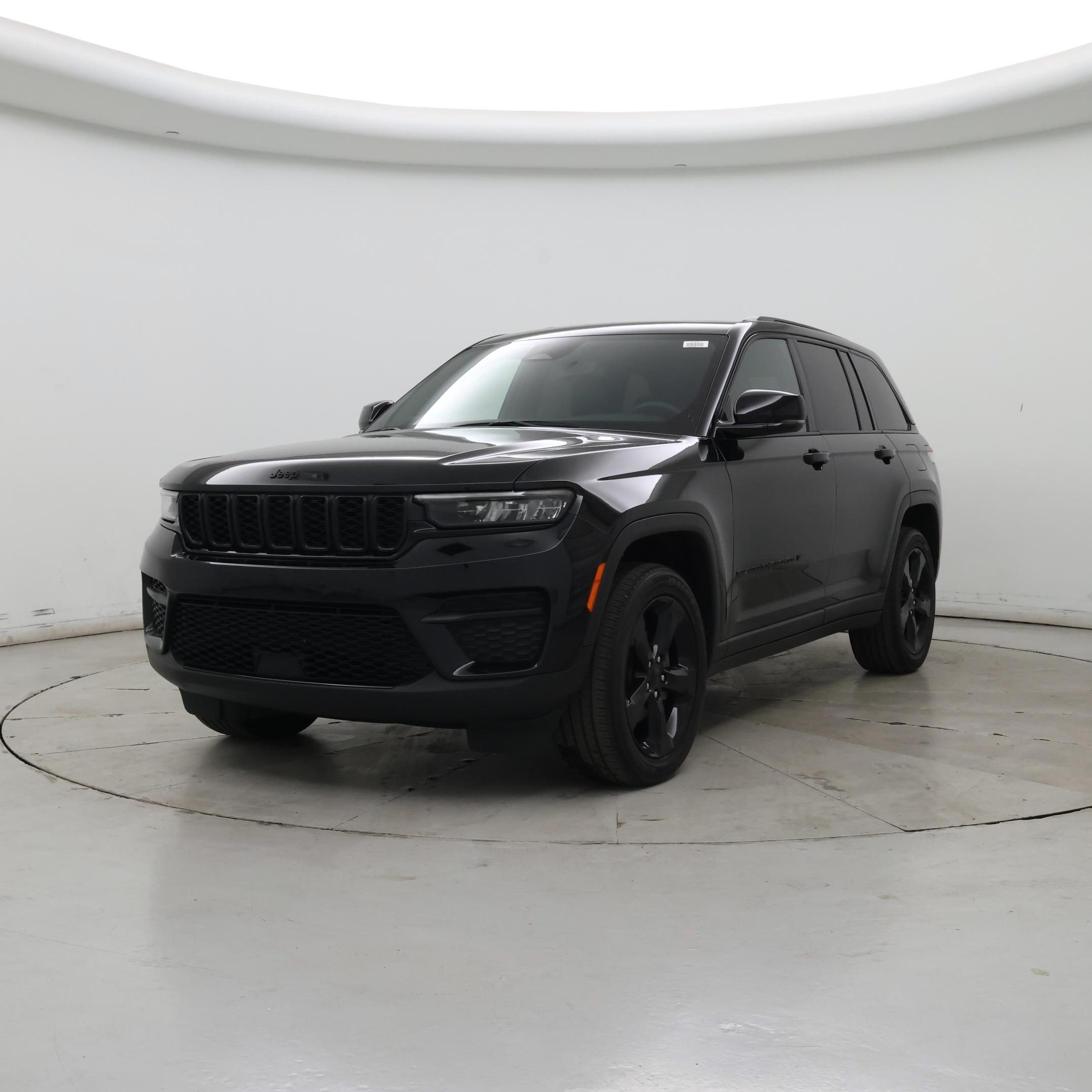 Thumbnail: 2023 Jeep Grand Cherokee - 4