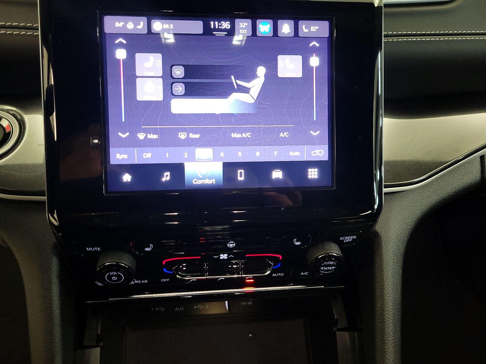 Thumbnail: 2023 Jeep Grand Cherokee - 16