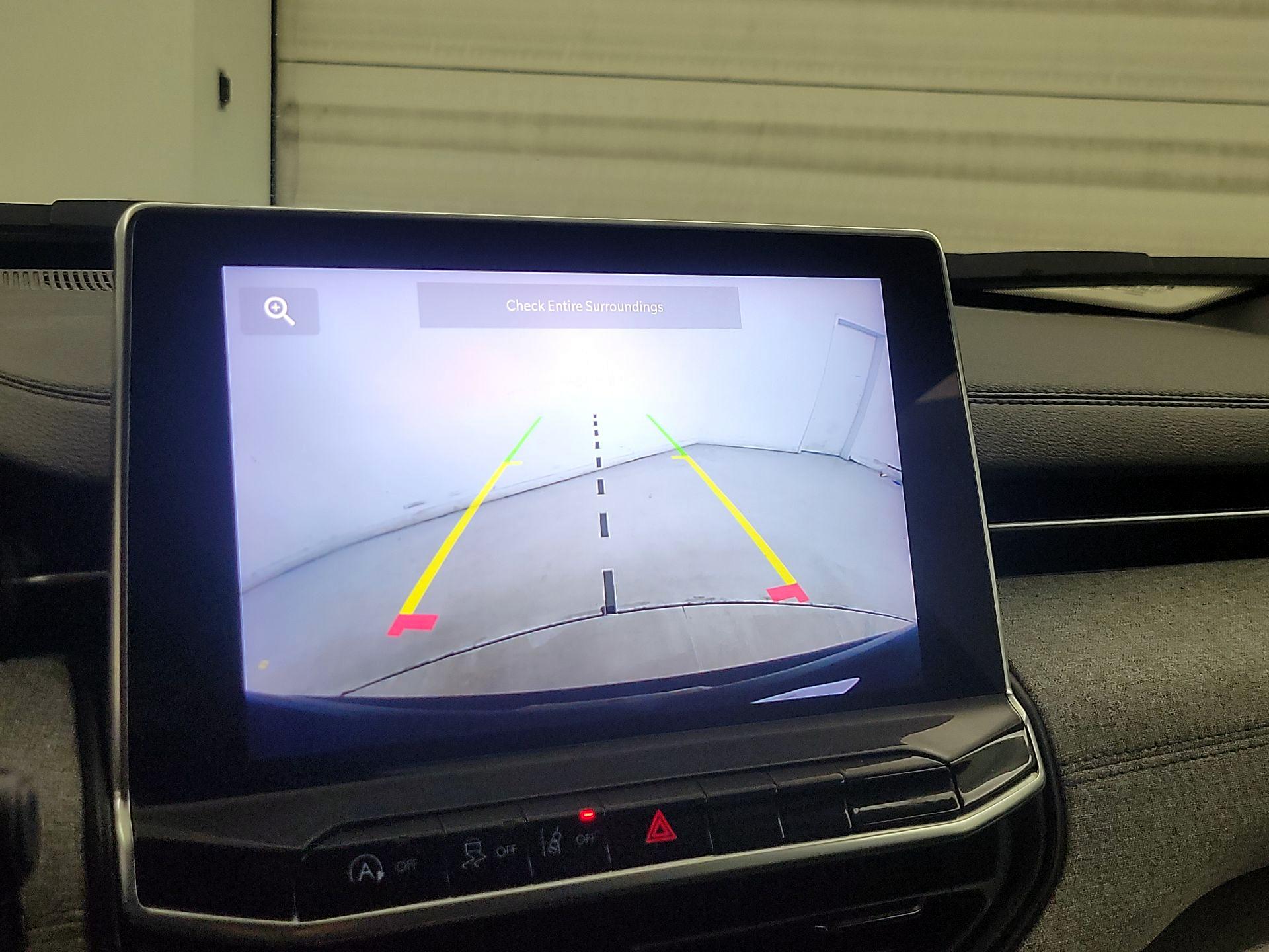 Thumbnail: 2023 Jeep Compass - 14