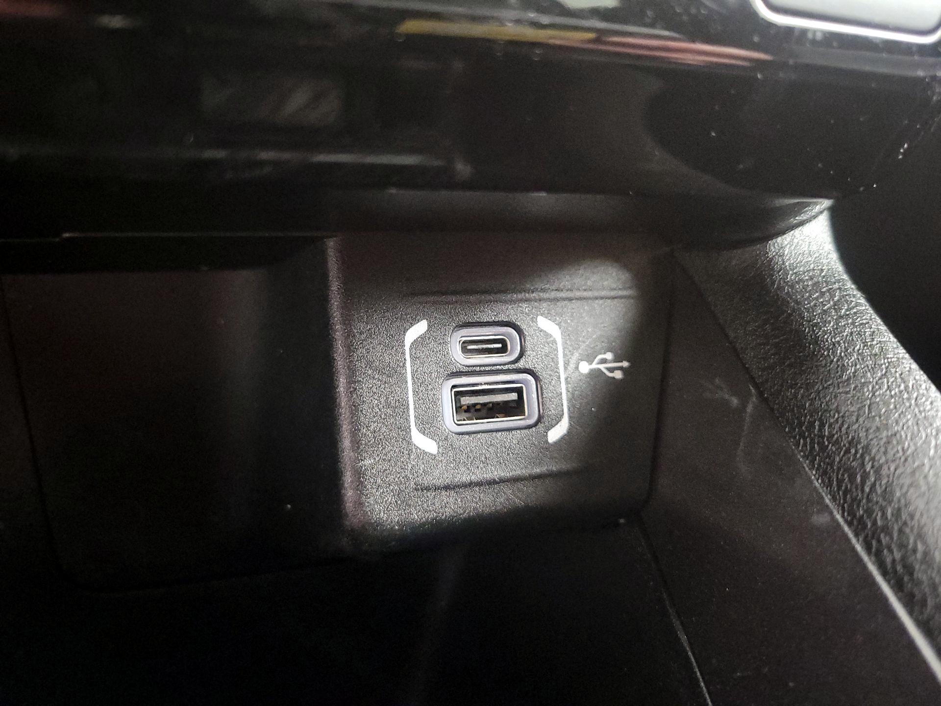 Thumbnail: 2023 Jeep Compass - 18