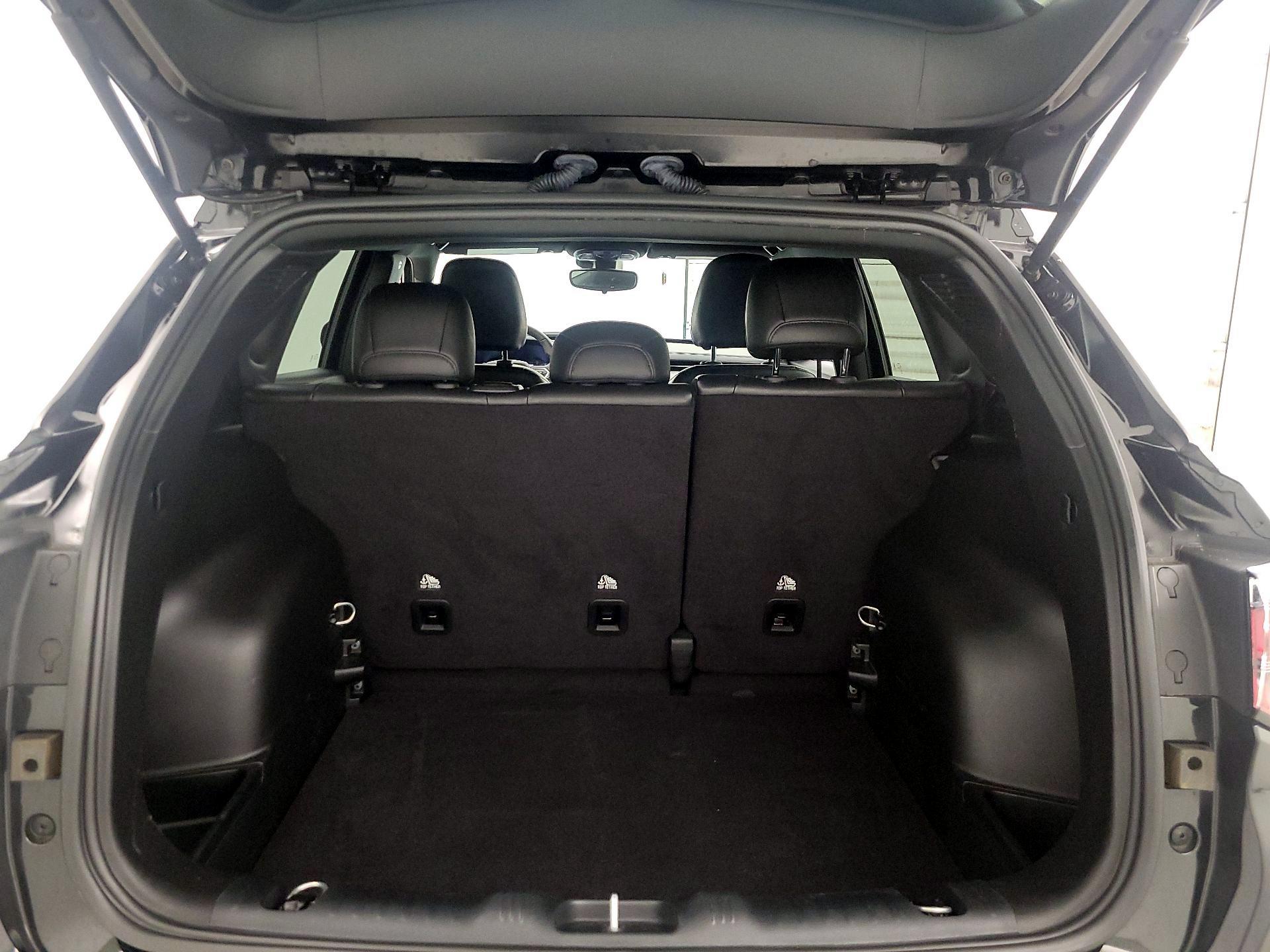 Thumbnail: 2023 Jeep Compass - 20