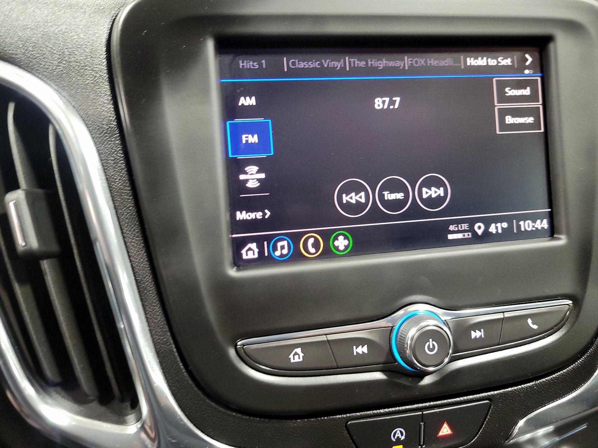 Thumbnail: 2022 Chevrolet Equinox - 14