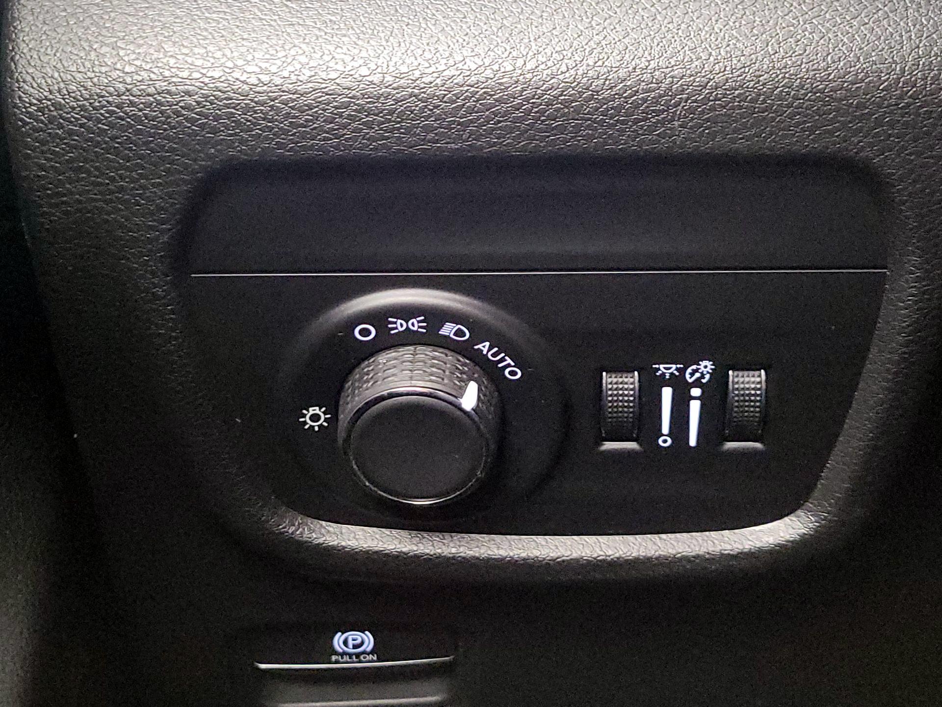 Thumbnail: 2023 Jeep Grand Cherokee - 13