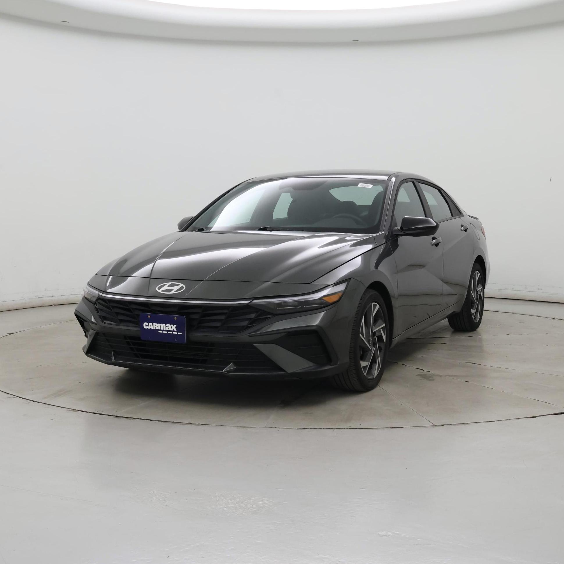 Thumbnail: 2025 Hyundai Elantra - 4