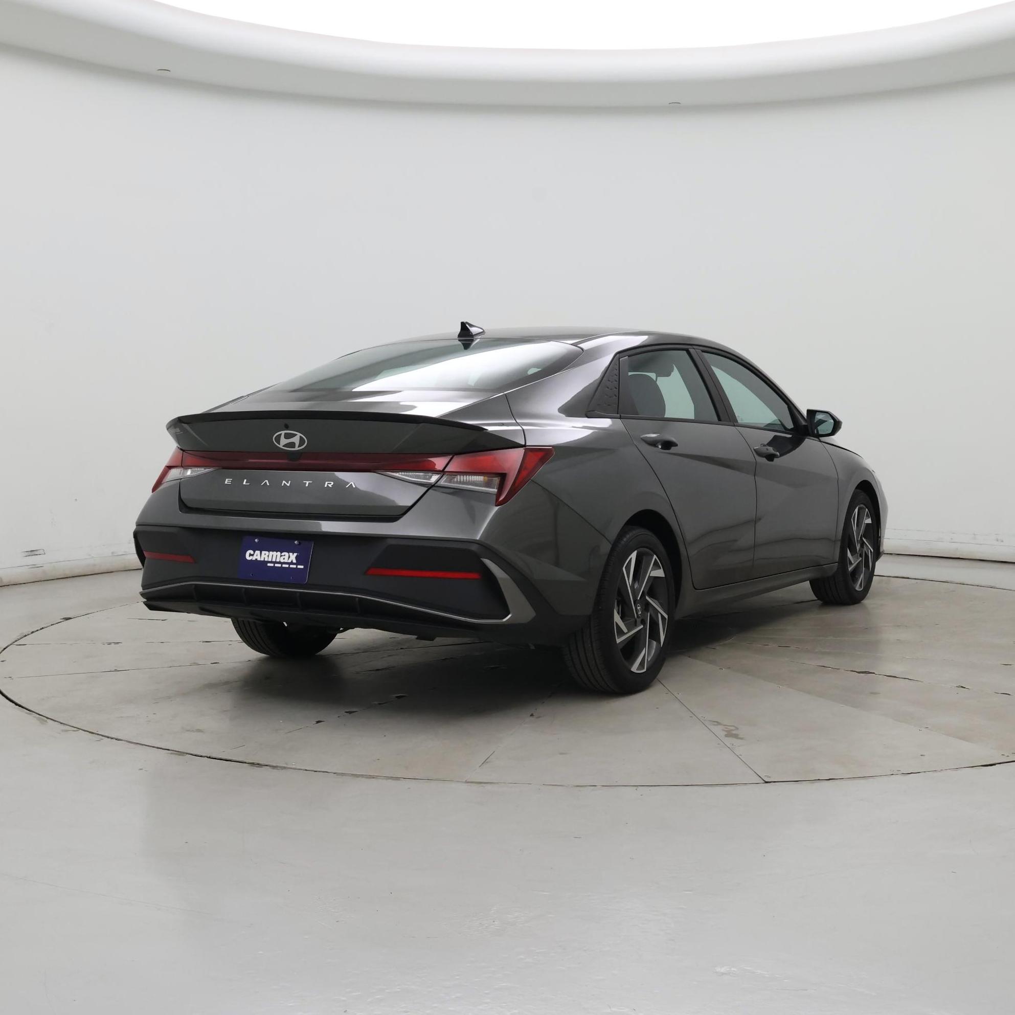 Thumbnail: 2025 Hyundai Elantra - 8