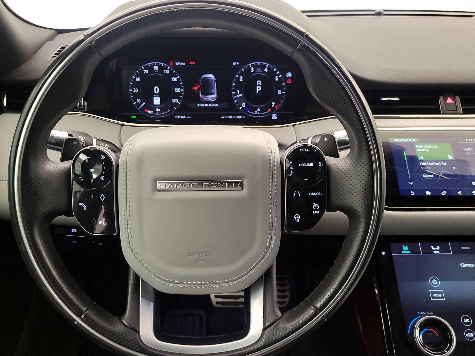 Thumbnail: 2020 Land Rover Range Rover Evoque - 10