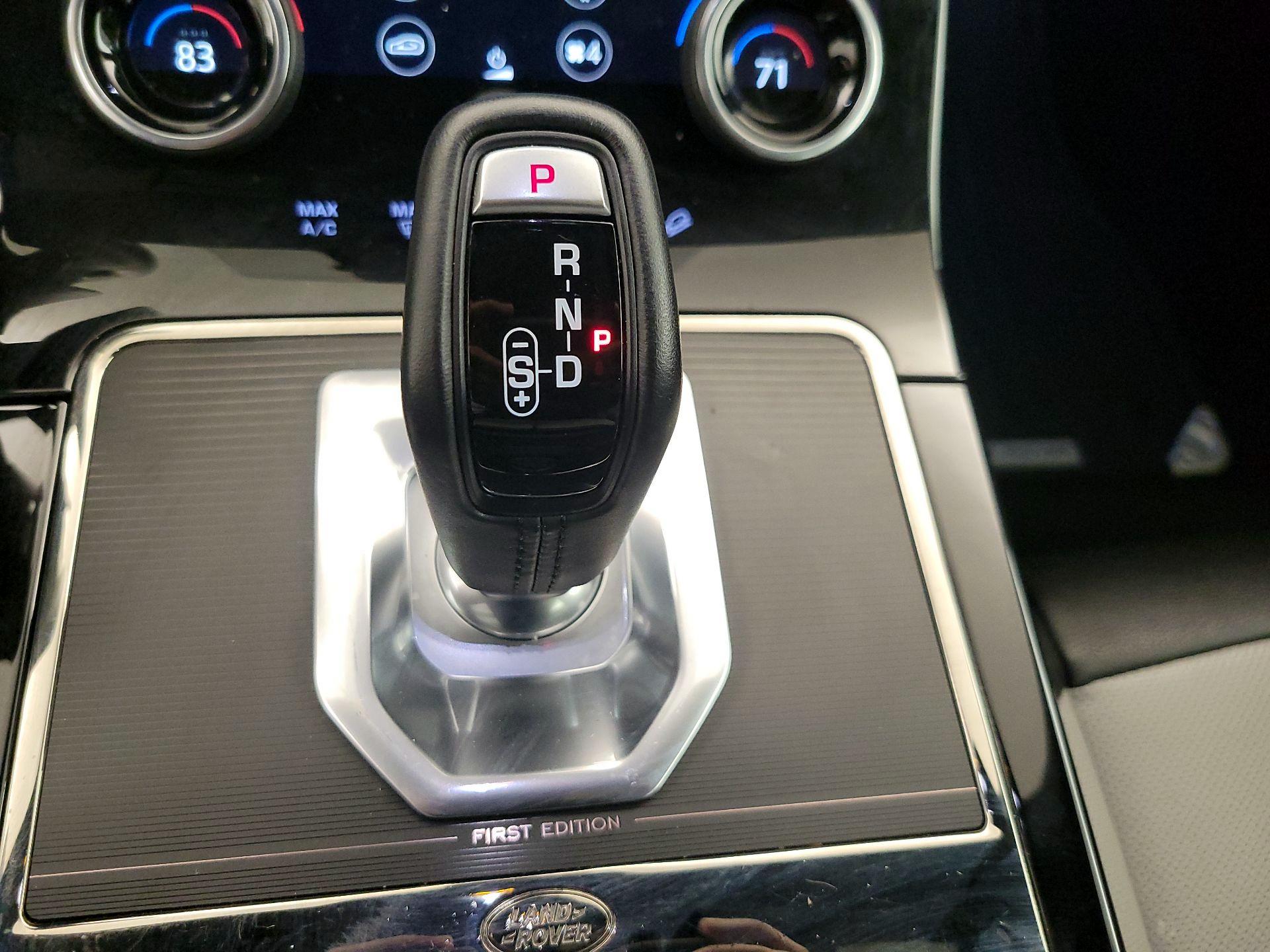 Thumbnail: 2020 Land Rover Range Rover Evoque - 18