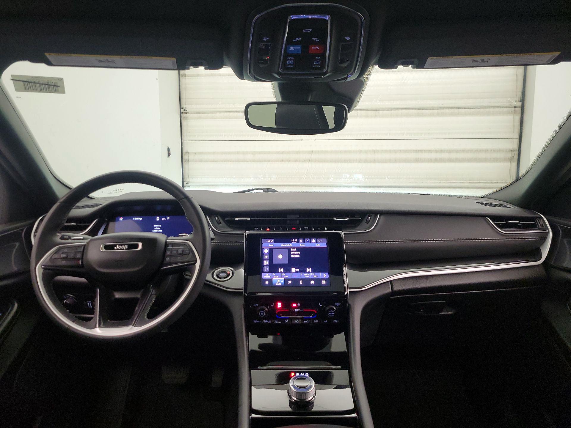 Thumbnail: 2023 Jeep Grand Cherokee - 9