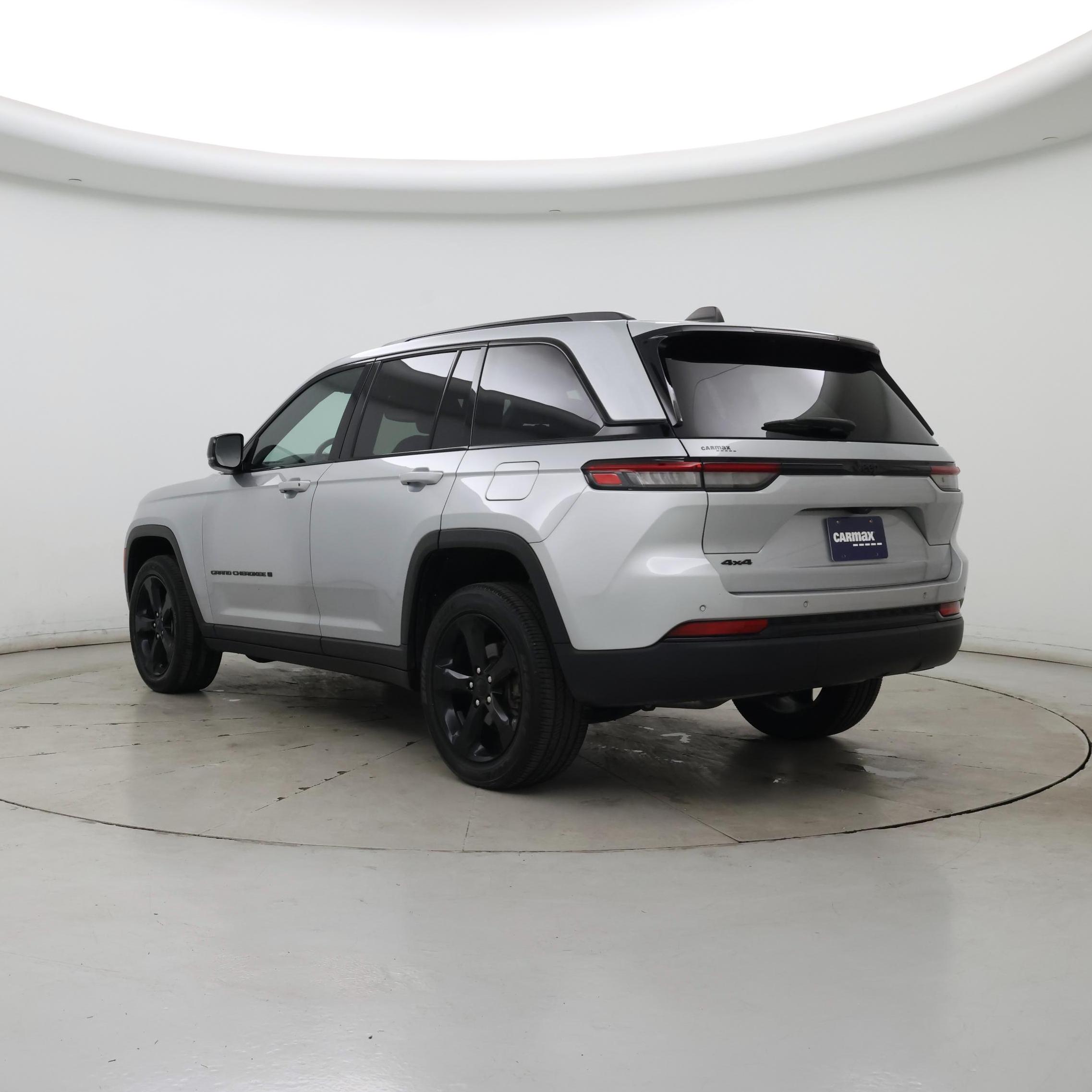 Thumbnail: 2023 Jeep Grand Cherokee - 2