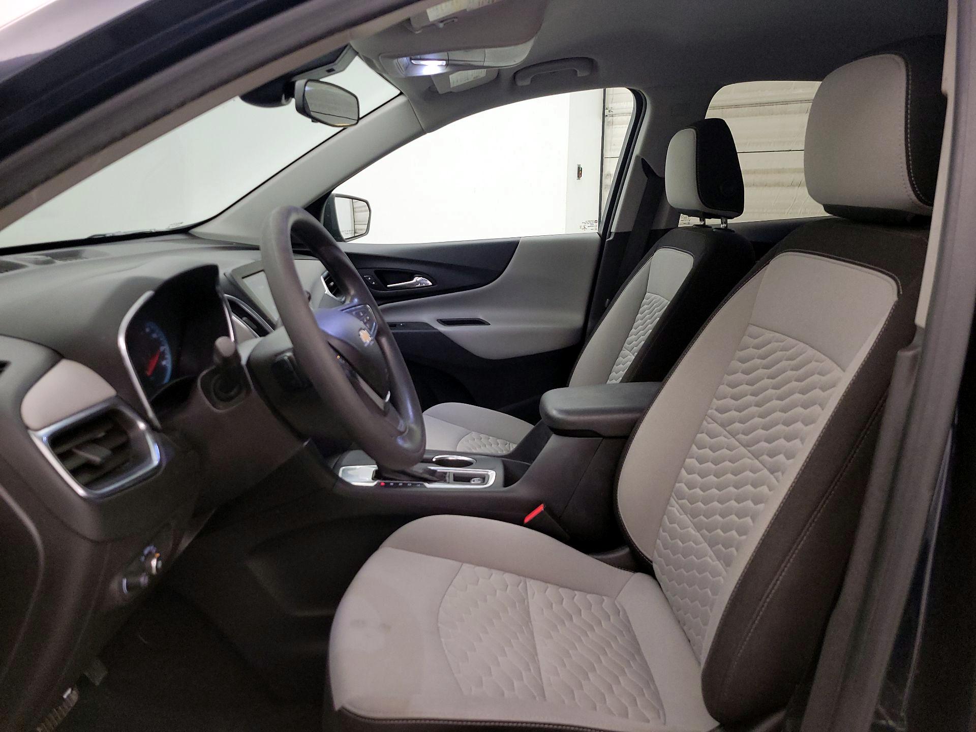 Thumbnail: 2021 Chevrolet Equinox - 11