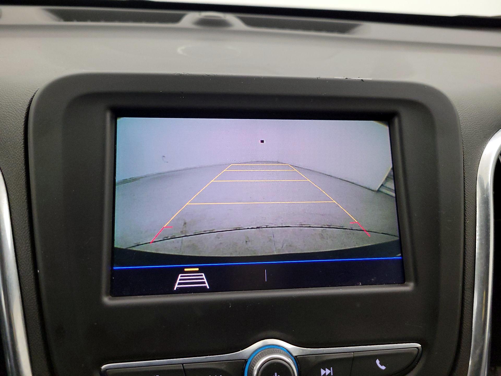 Thumbnail: 2021 Chevrolet Equinox - 14