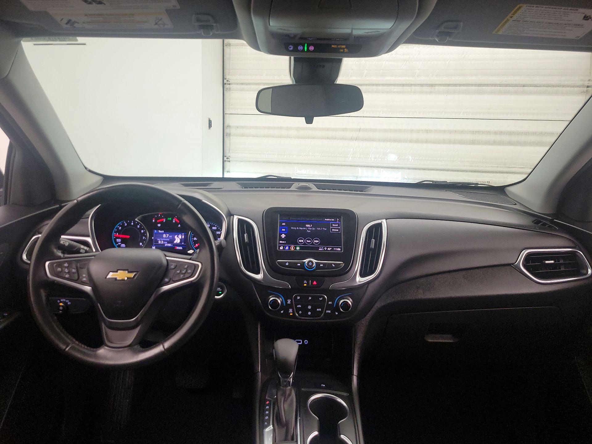 Thumbnail: 2022 Chevrolet Equinox - 9