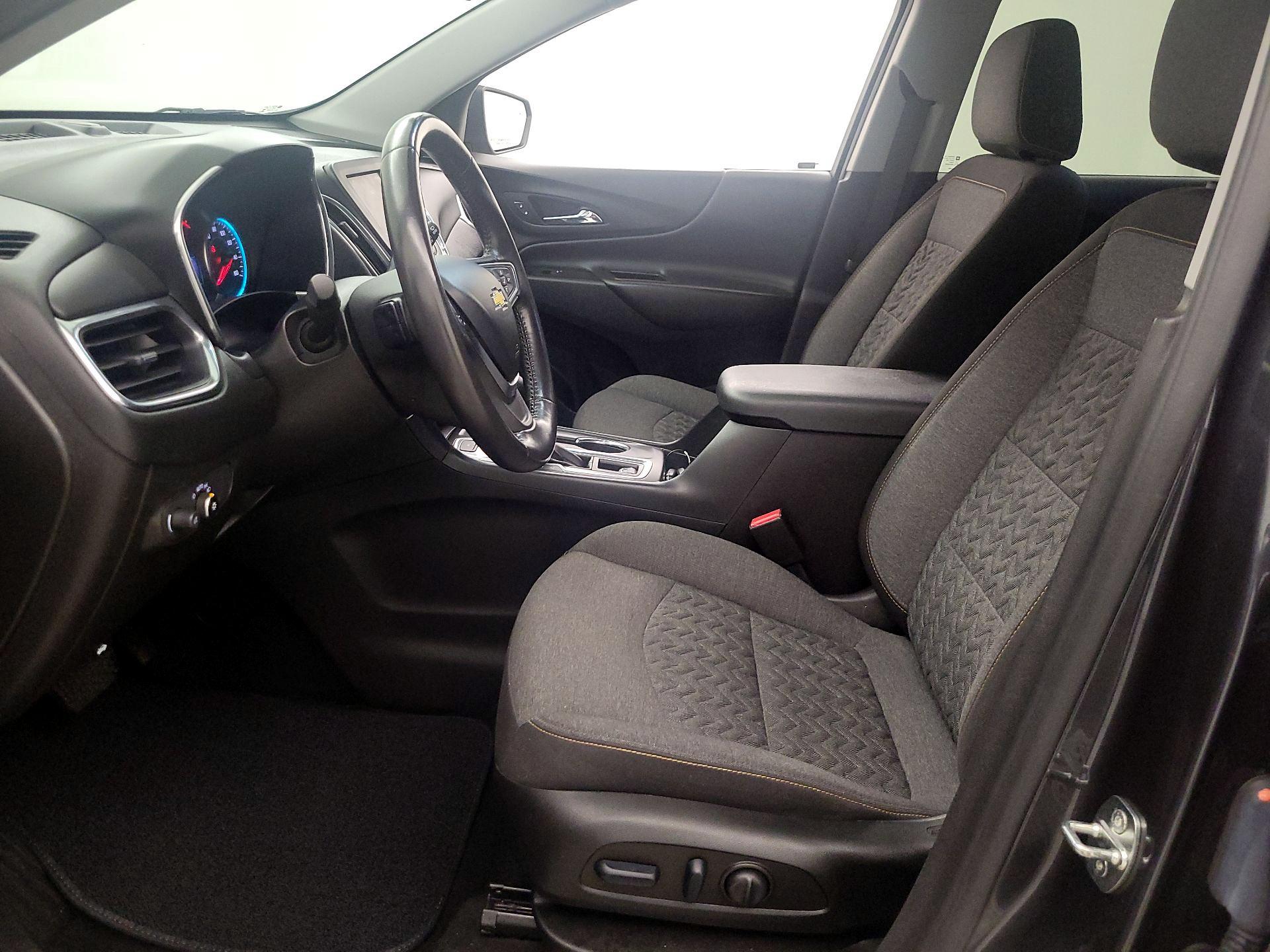 Thumbnail: 2022 Chevrolet Equinox - 11