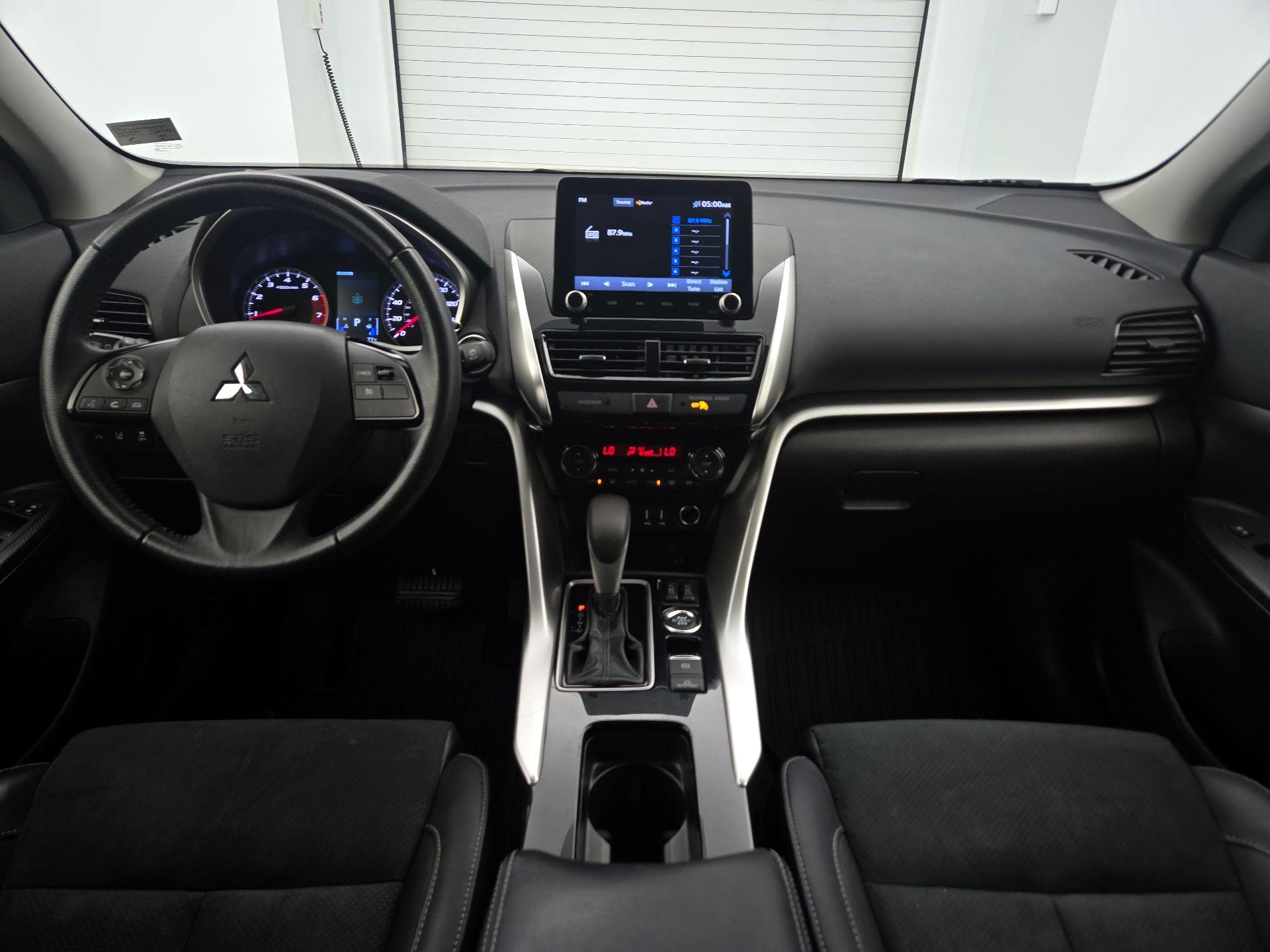 Thumbnail: 2022 Mitsubishi Eclipse Cross - 9