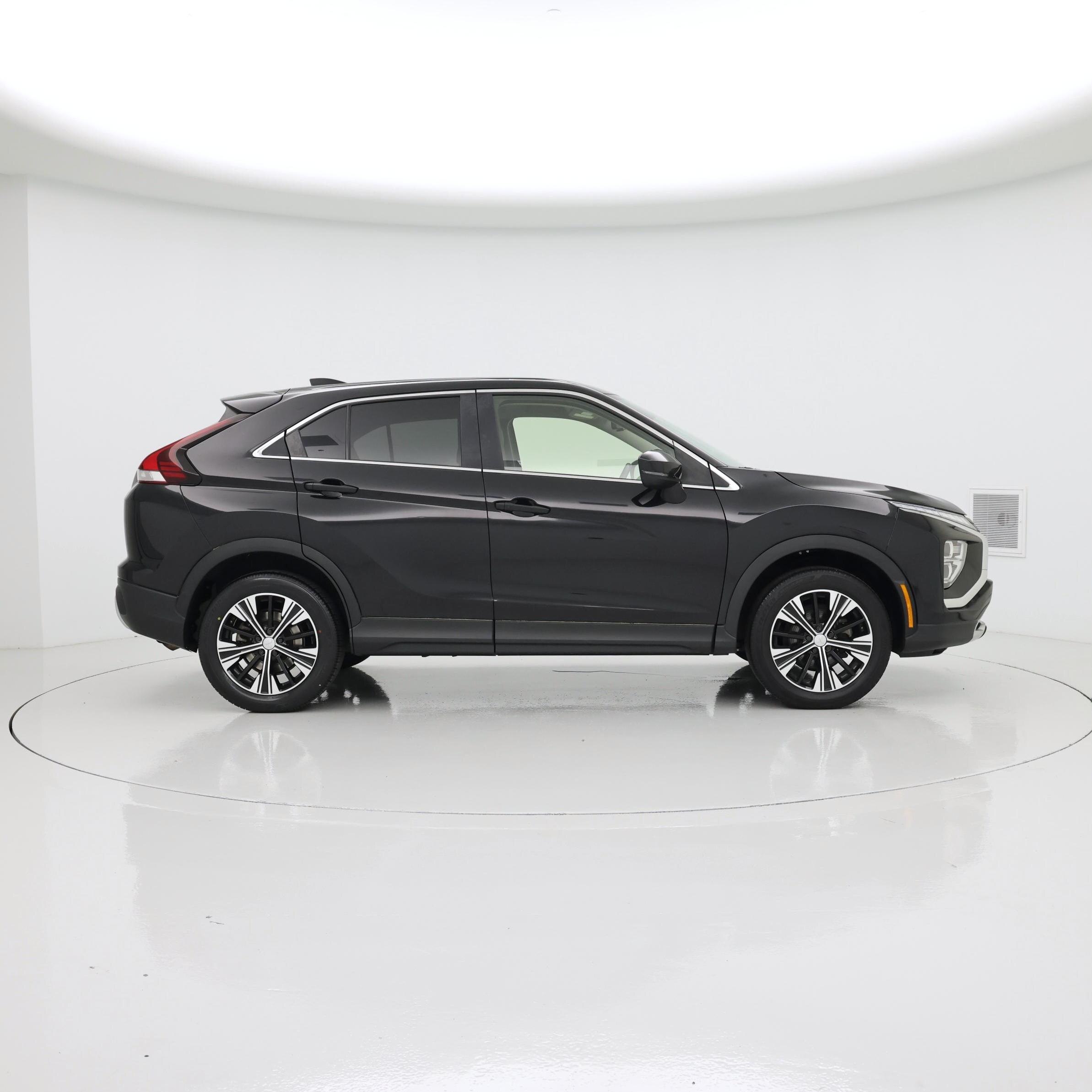 Thumbnail: 2022 Mitsubishi Eclipse Cross - 7