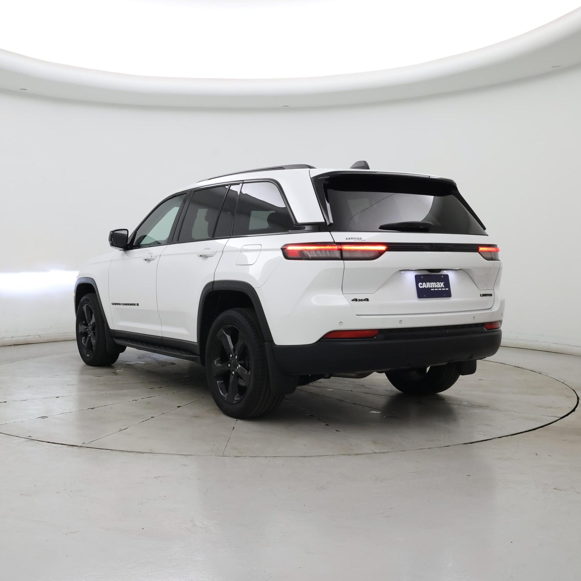Thumbnail: 2023 Jeep Grand Cherokee - 2