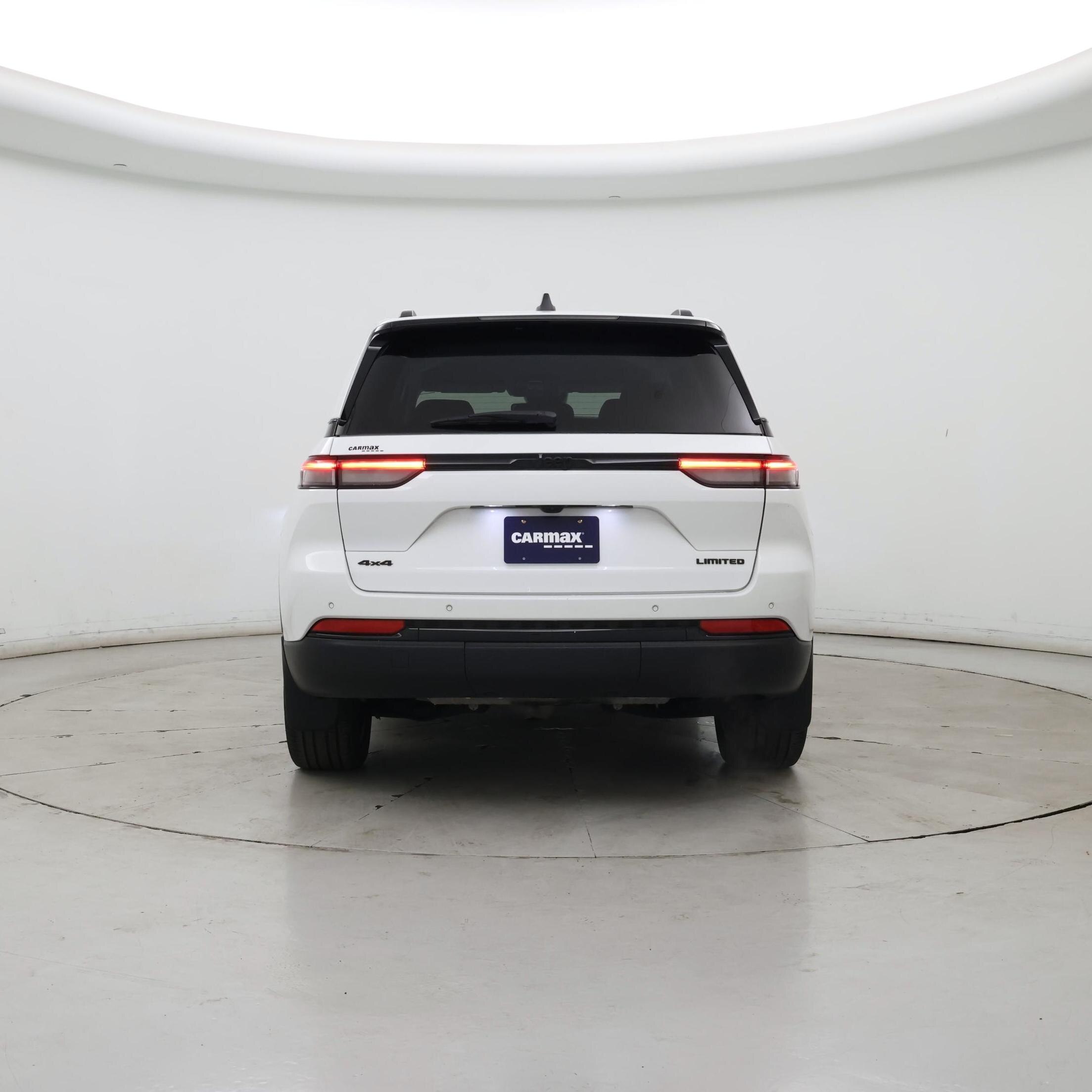 Thumbnail: 2023 Jeep Grand Cherokee - 6
