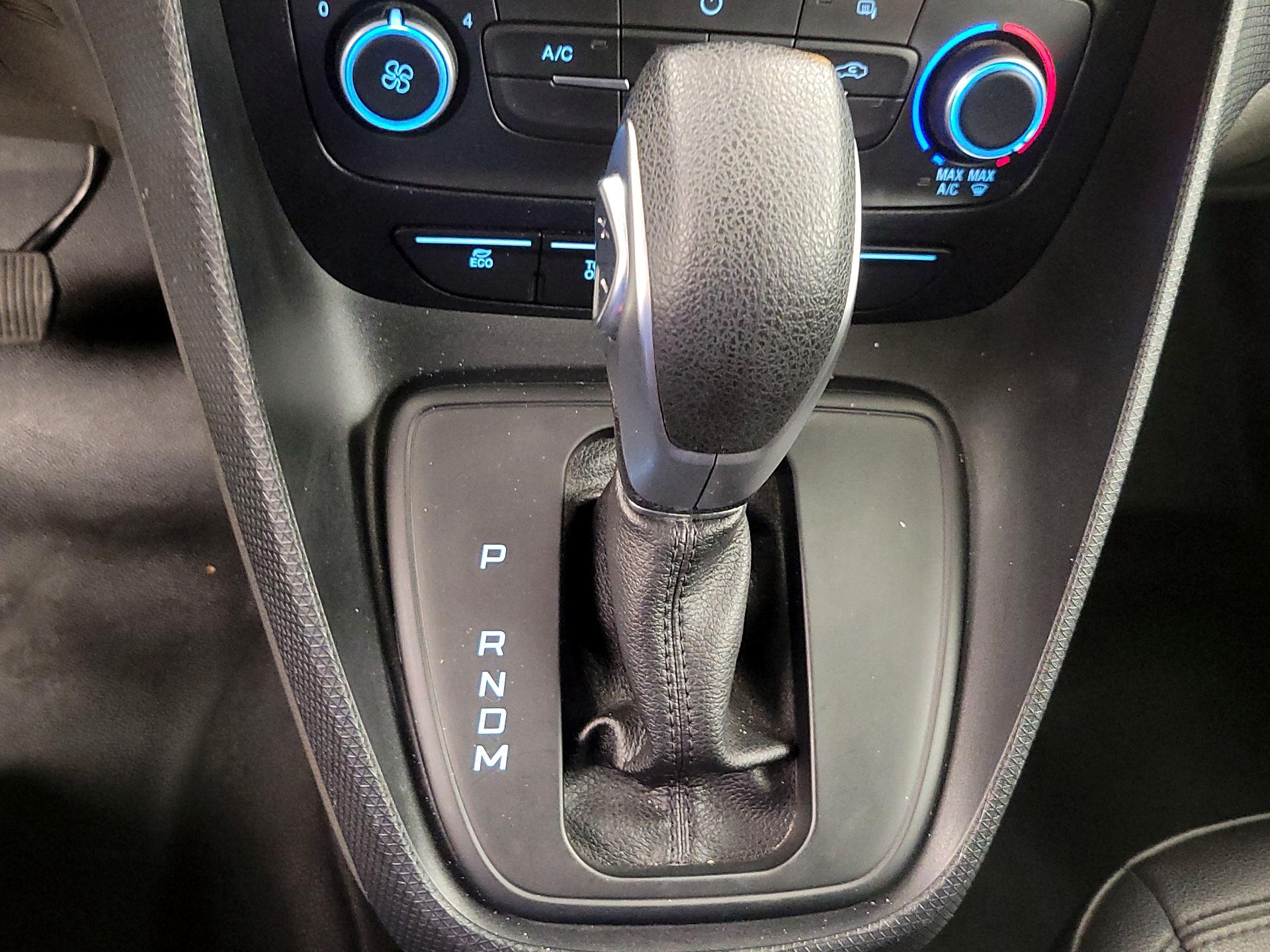 Thumbnail: 2023 Ford Transit Series - 17