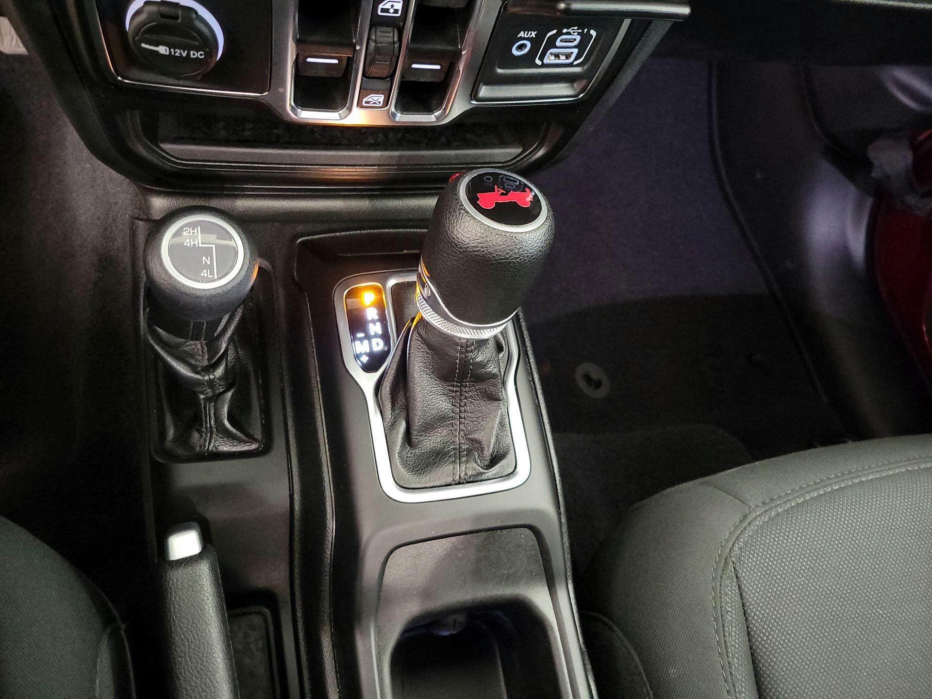 Thumbnail: 2022 Jeep Wrangler - 17