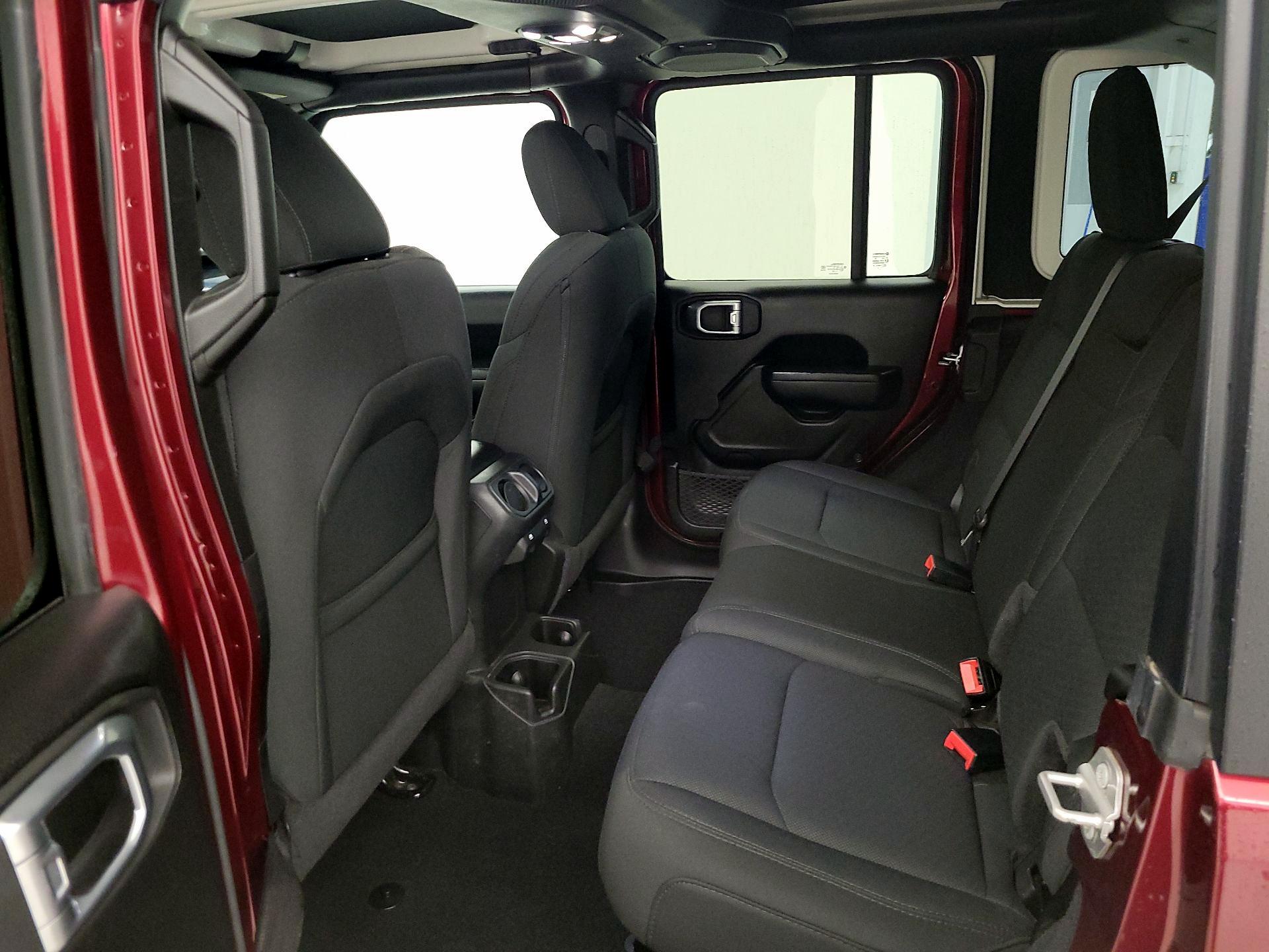 Thumbnail: 2022 Jeep Wrangler - 19