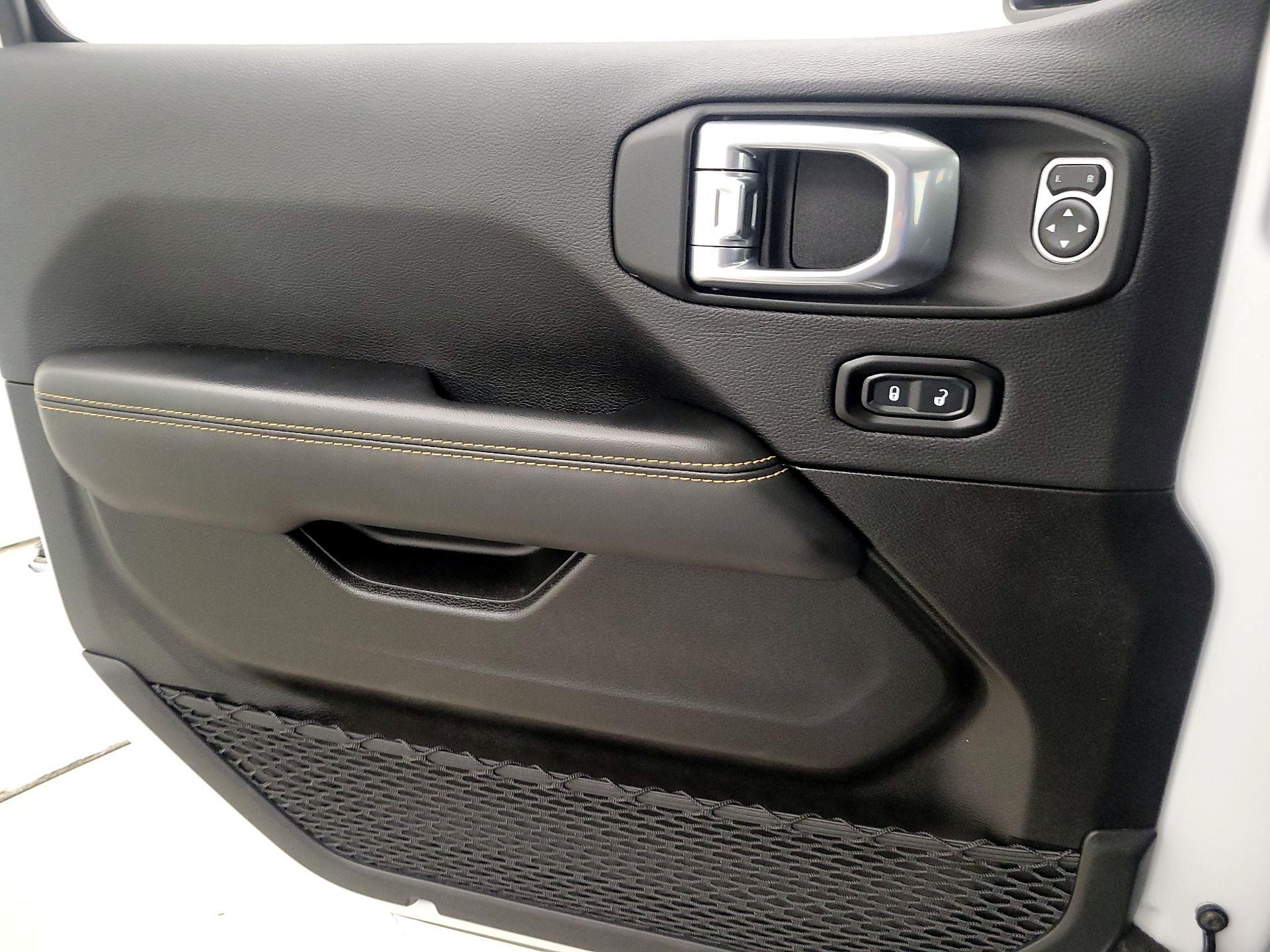 Thumbnail: 2024 Jeep Wrangler - 12