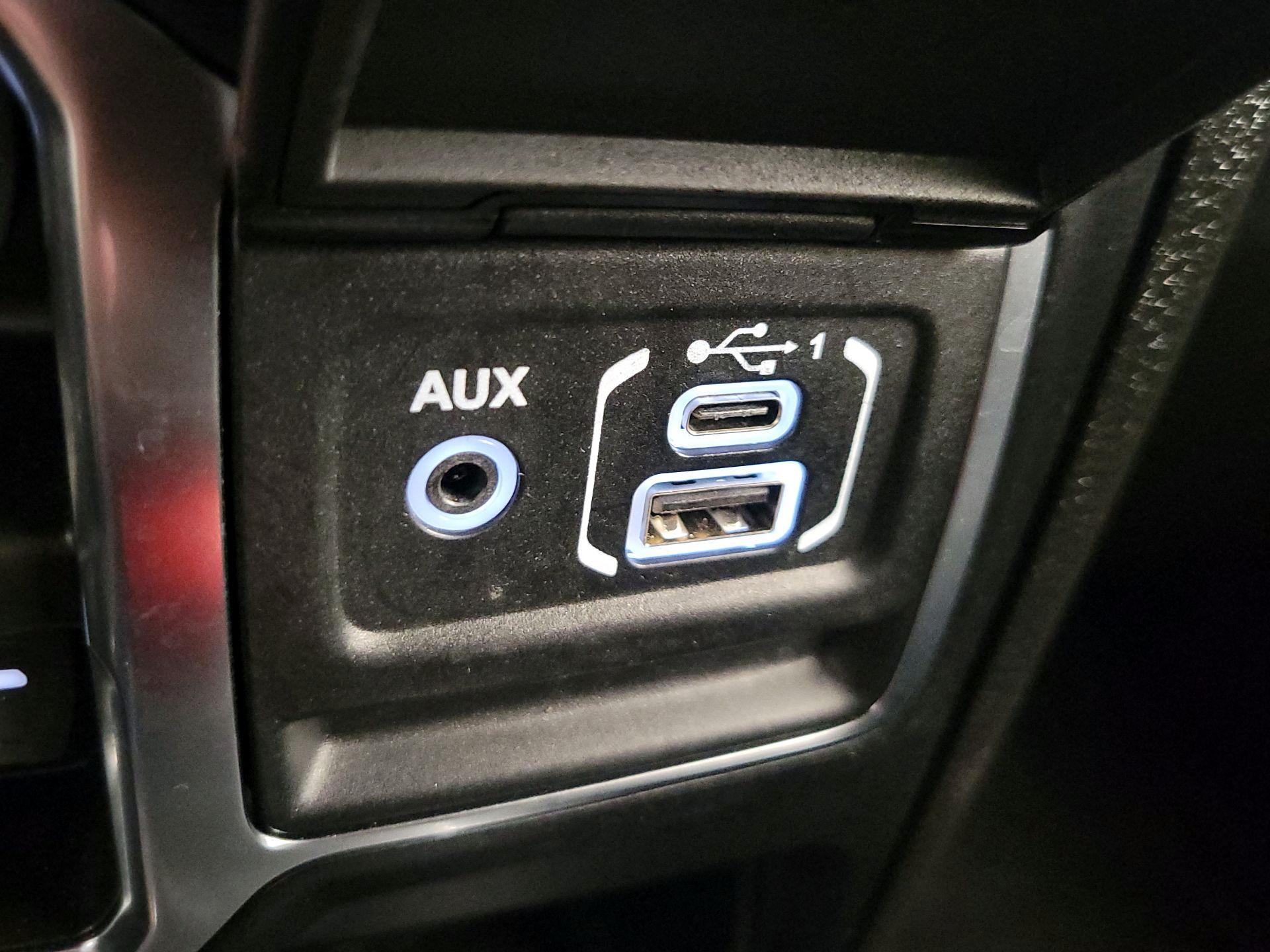 Thumbnail: 2024 Jeep Wrangler - 19