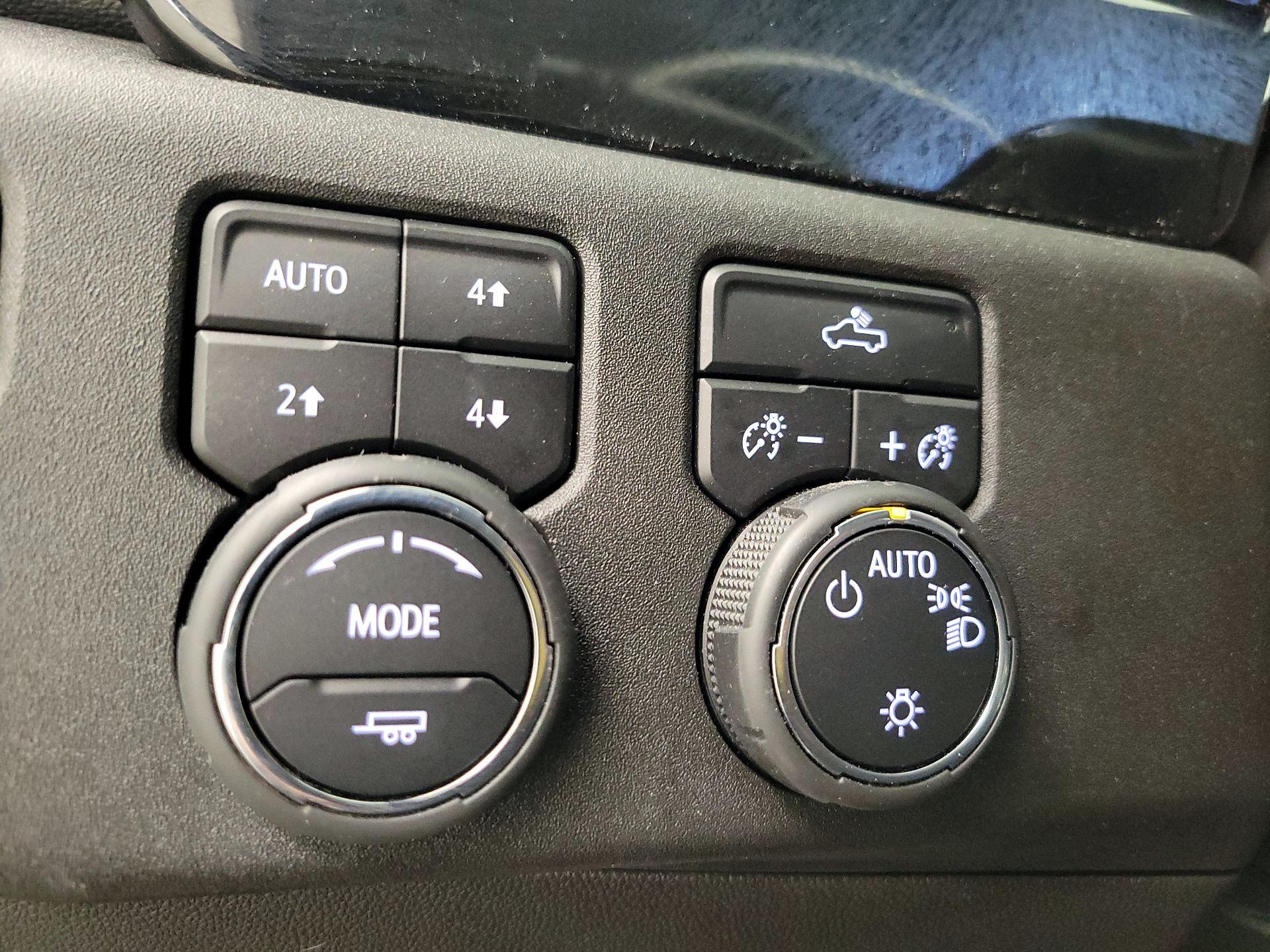 Thumbnail: 2022 Chevrolet Silverado 1500 - 13