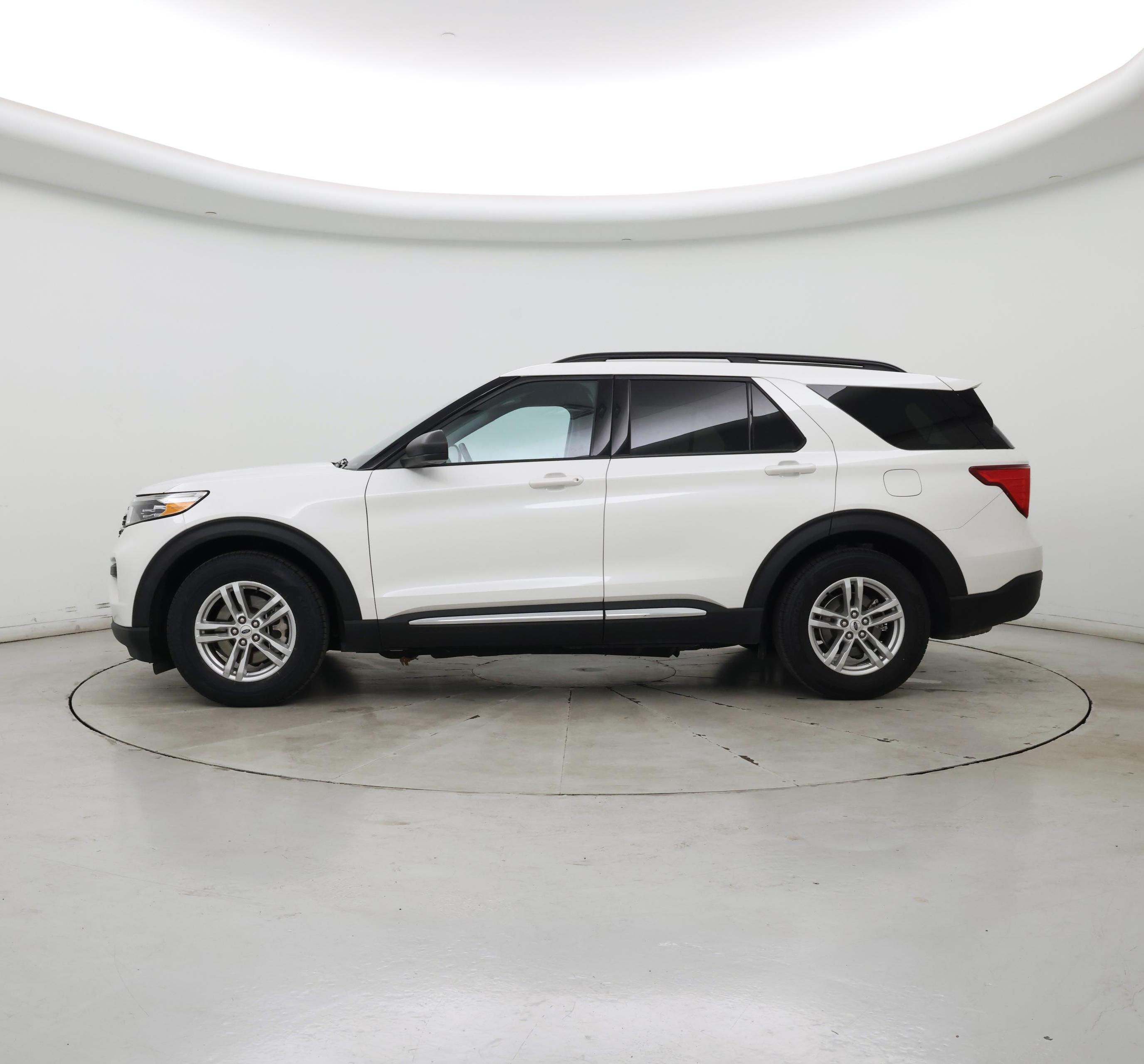 Thumbnail: 2024 Ford Explorer - 3