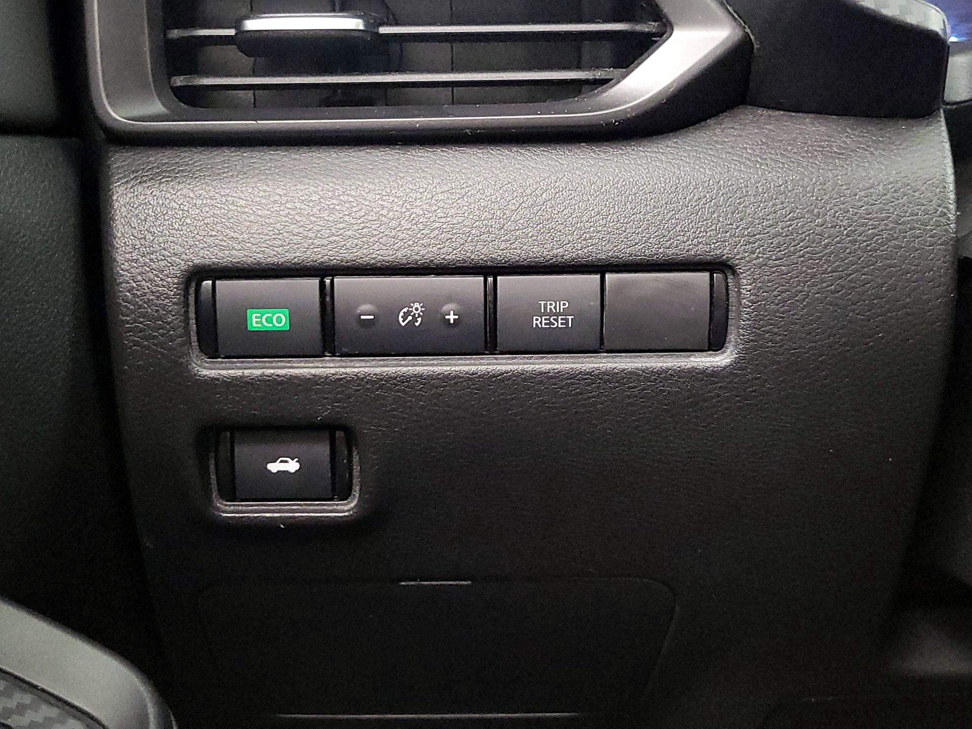 Thumbnail: 2021 Nissan Sentra - 13