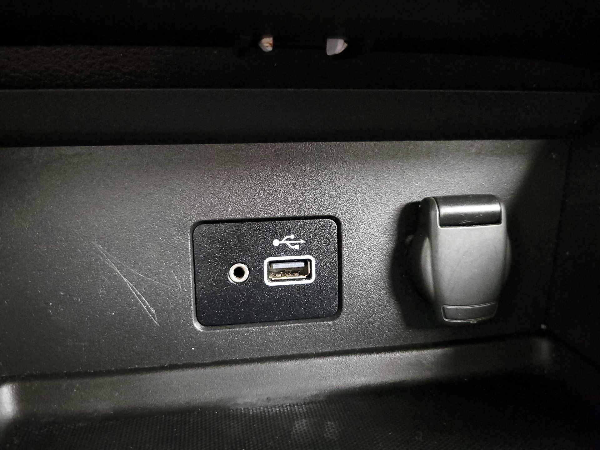 Thumbnail: 2021 Nissan Sentra - 18