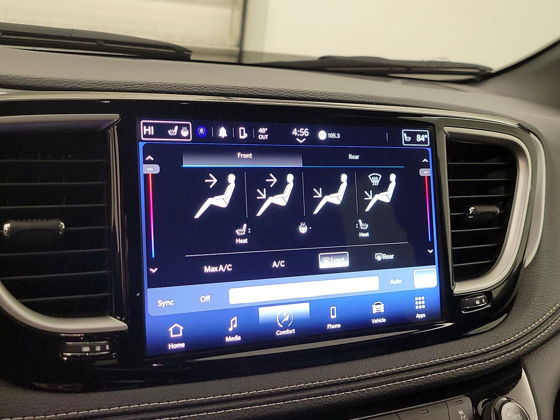 Thumbnail: 2024 Chrysler Pacifica - 16