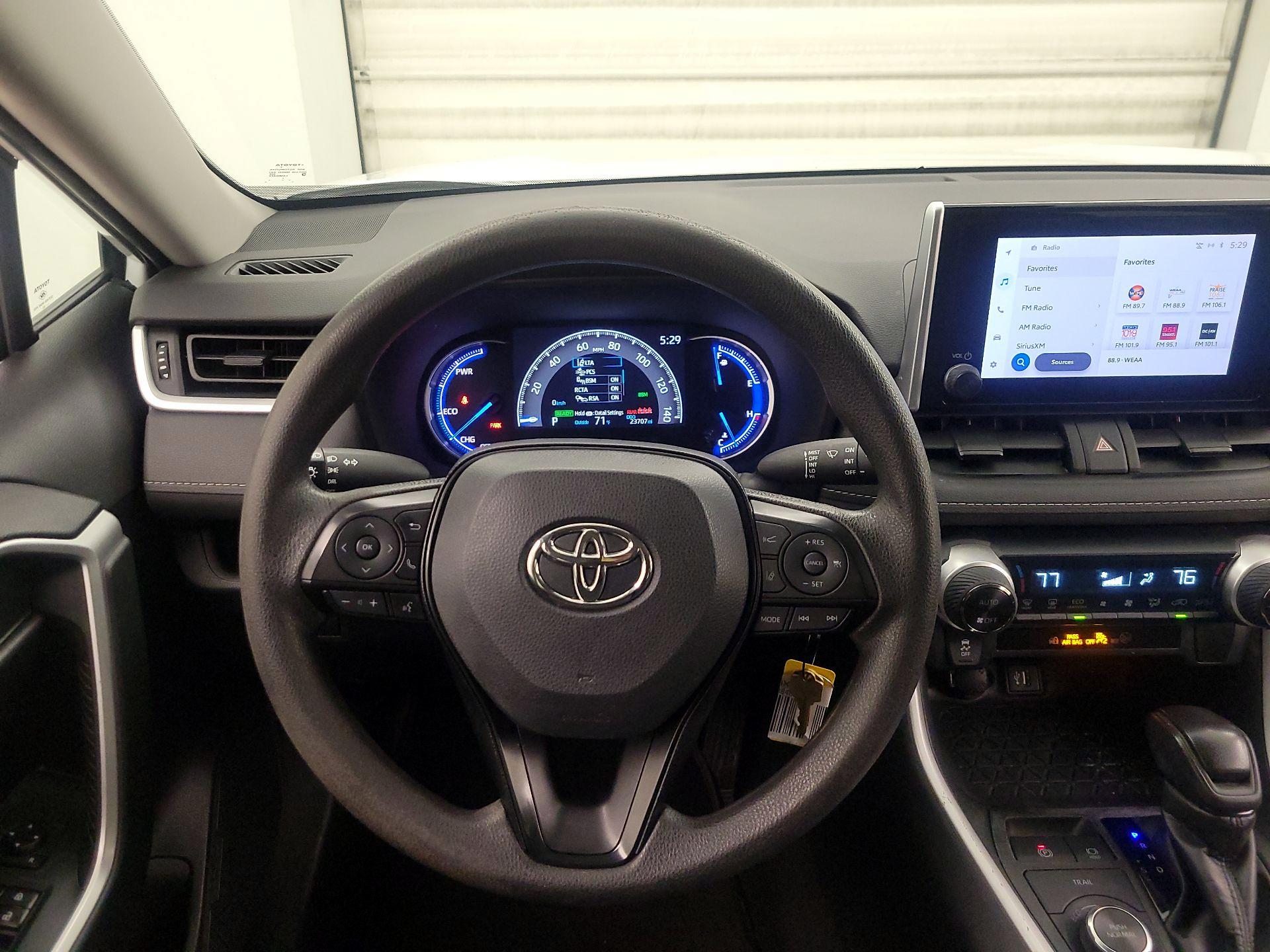 Thumbnail: 2023 Toyota RAV4 - 10