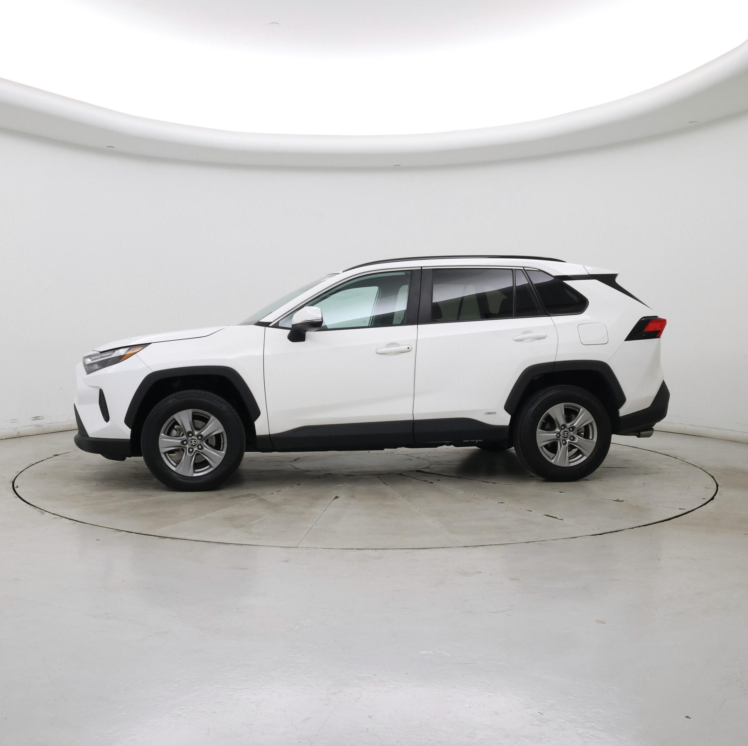 Thumbnail: 2023 Toyota RAV4 - 3