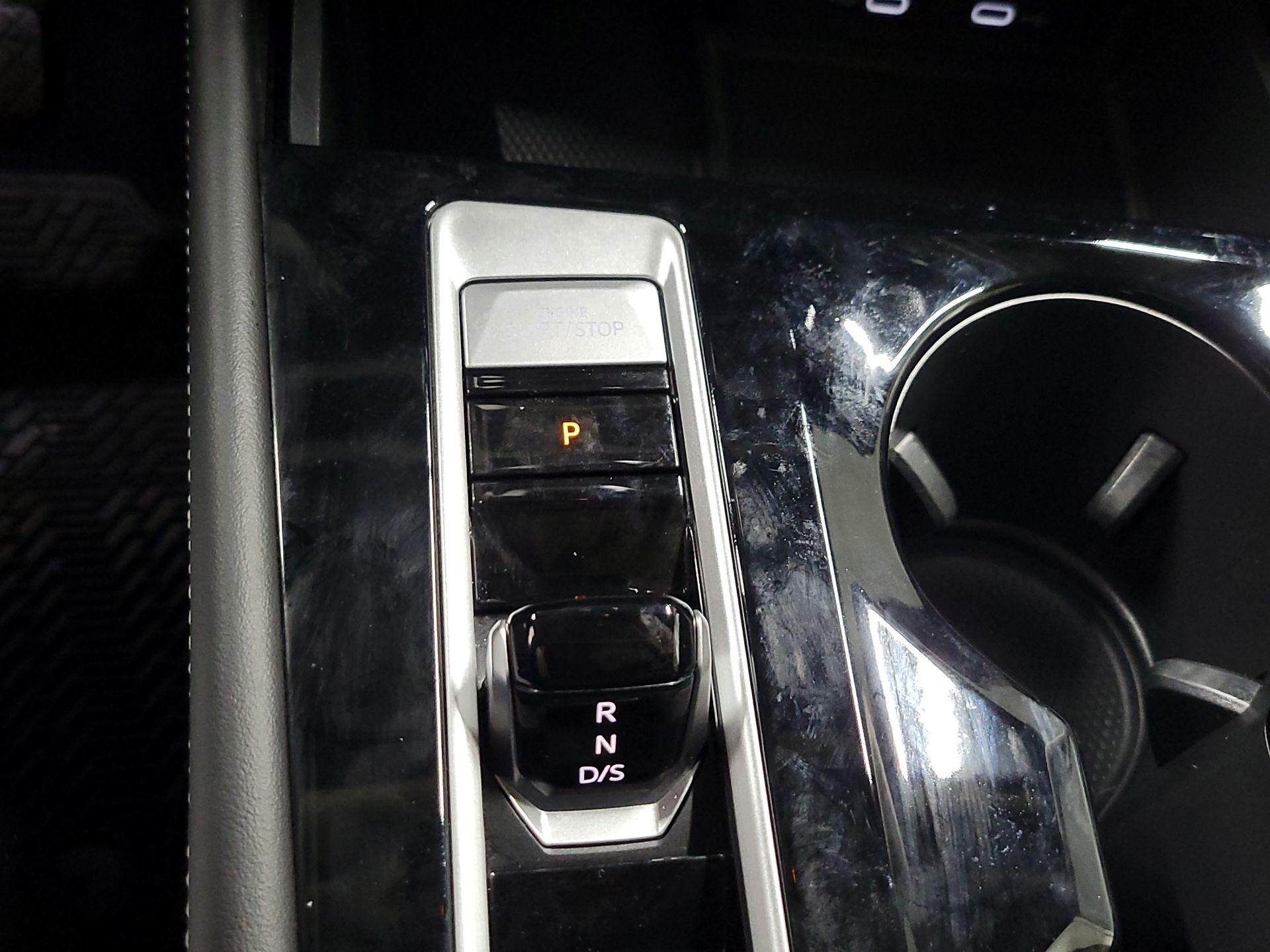 Thumbnail: 2024 Volkswagen Atlas - 17