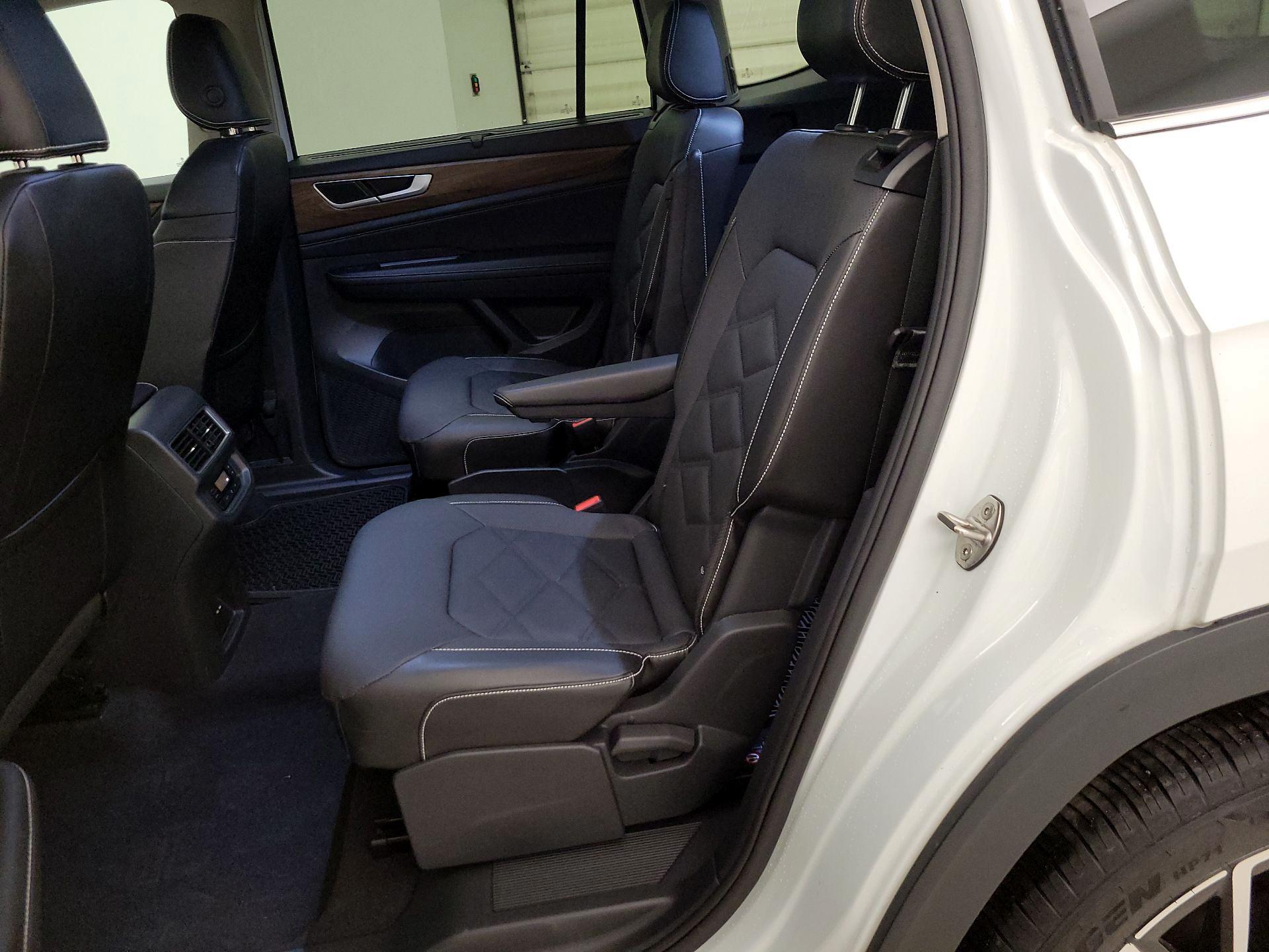 Thumbnail: 2024 Volkswagen Atlas - 19