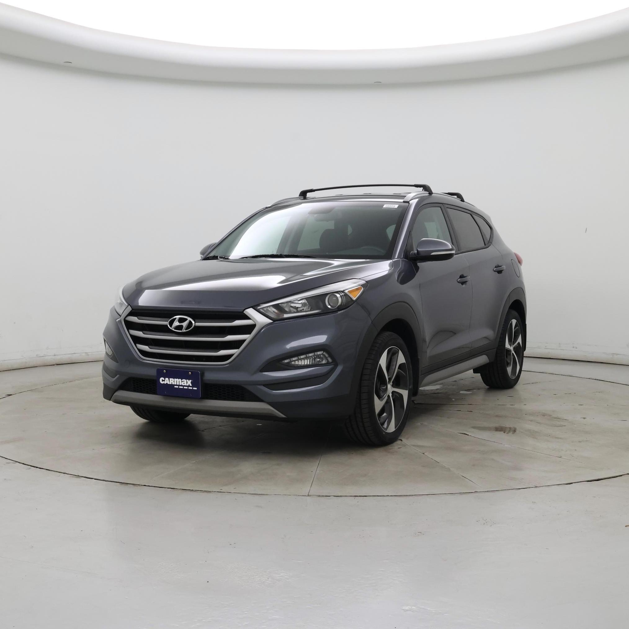 Thumbnail: 2017 Hyundai Tucson - 4
