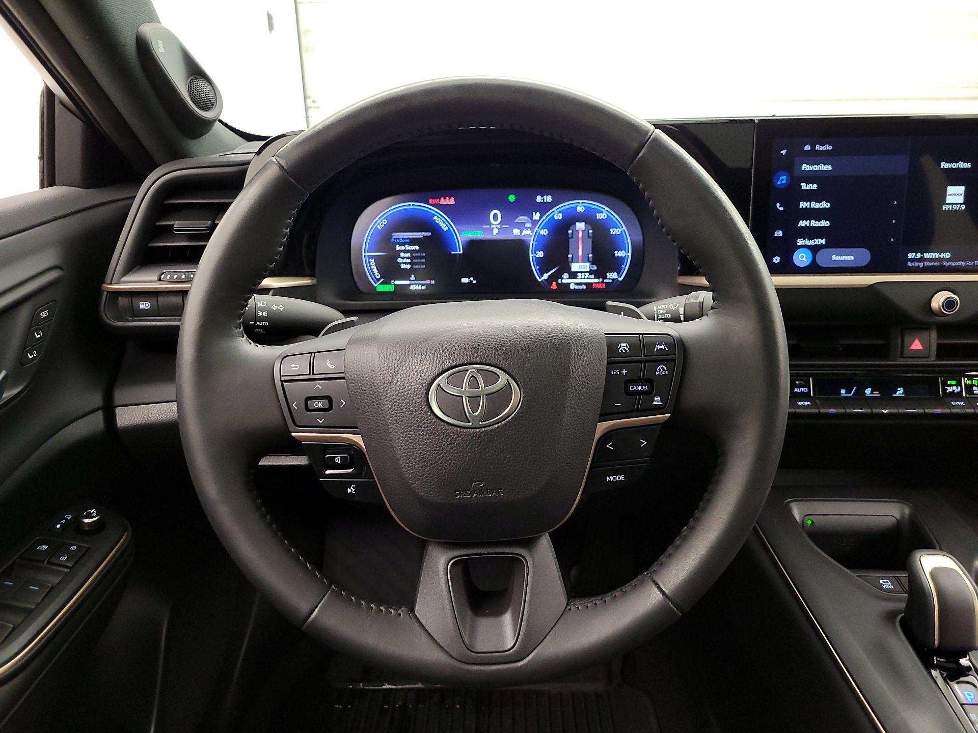 Thumbnail: 2023 Toyota Crown - 10