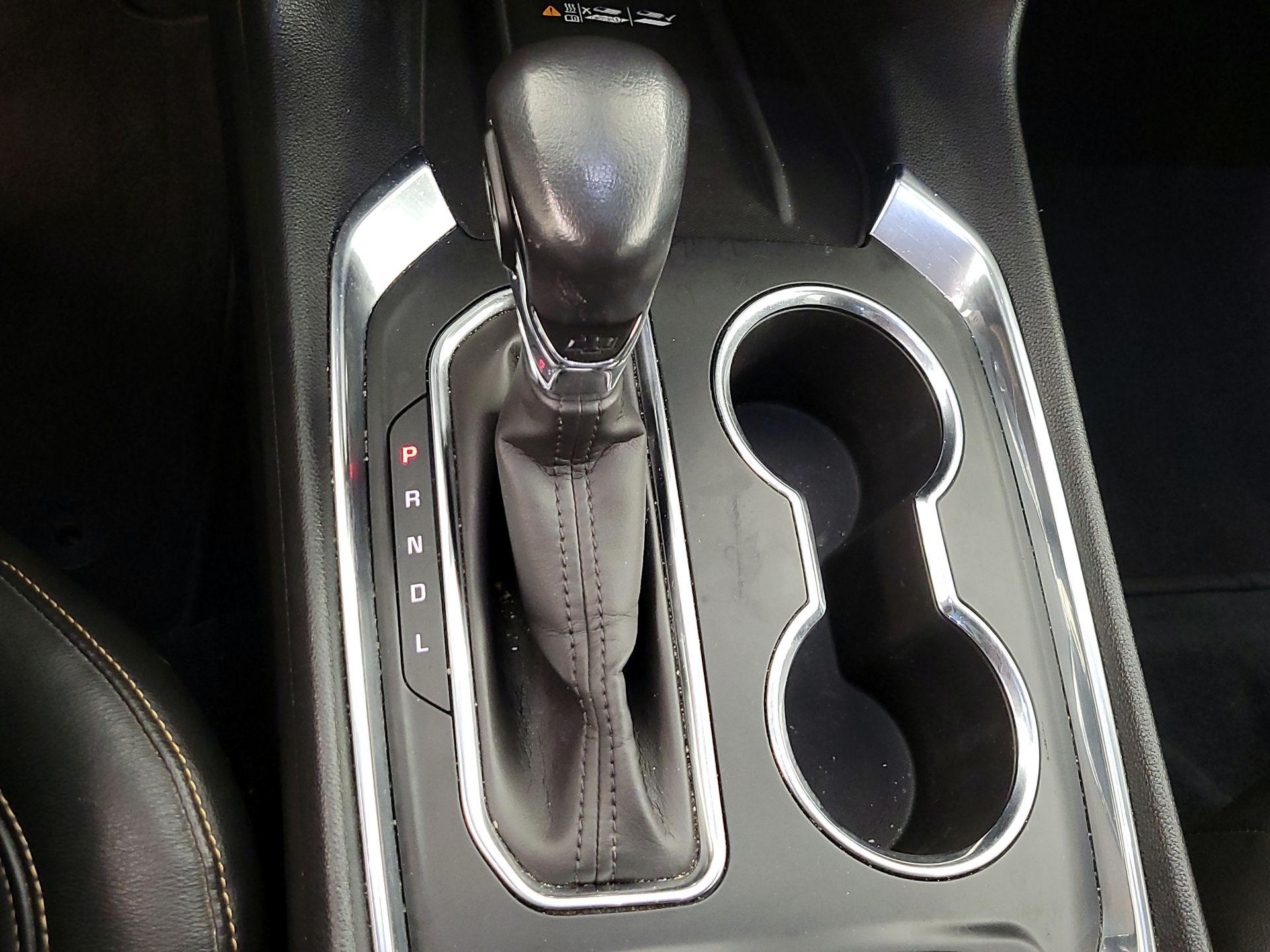 Thumbnail: 2021 Chevrolet Traverse - 18