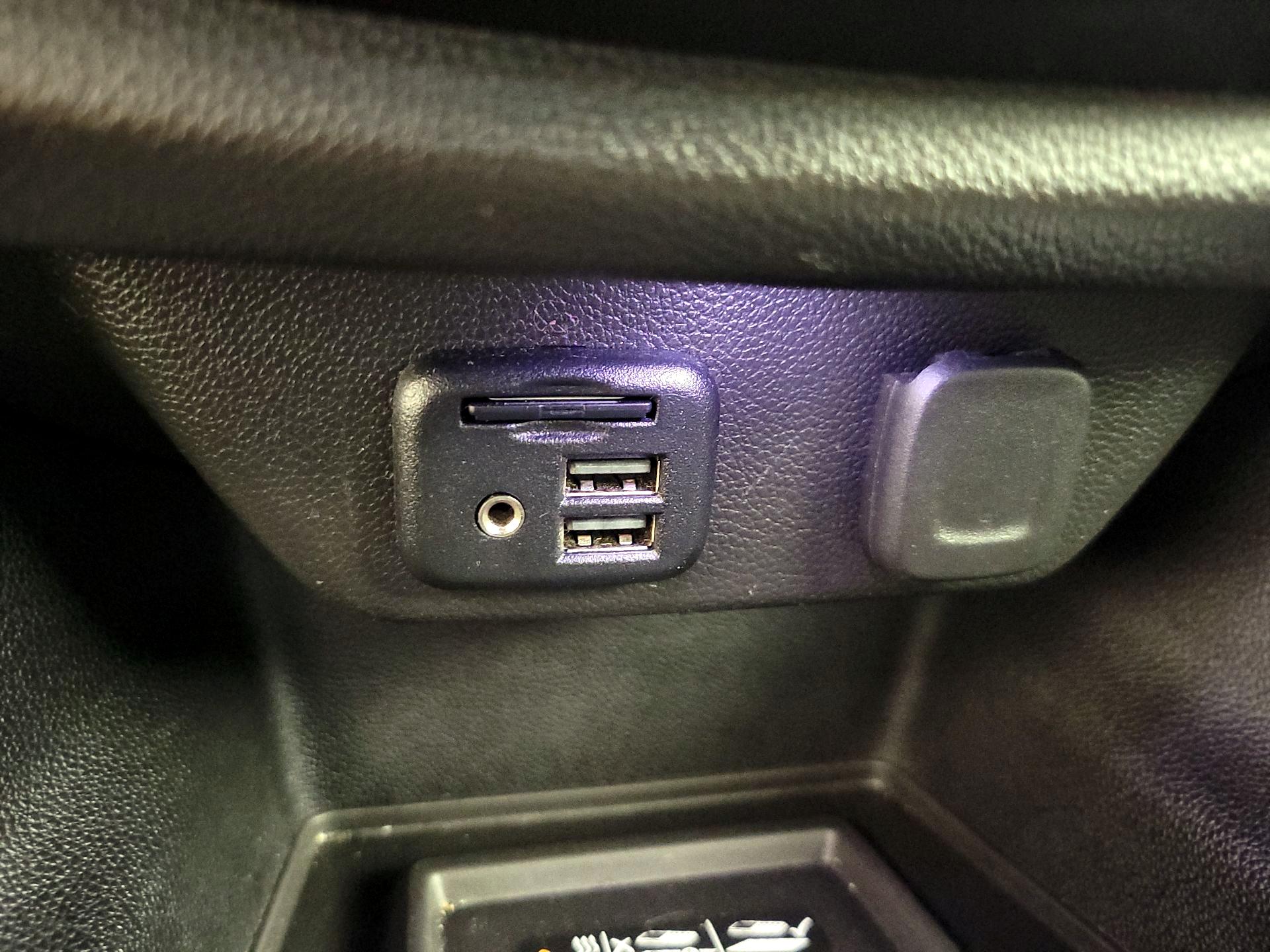 Thumbnail: 2021 Chevrolet Traverse - 19