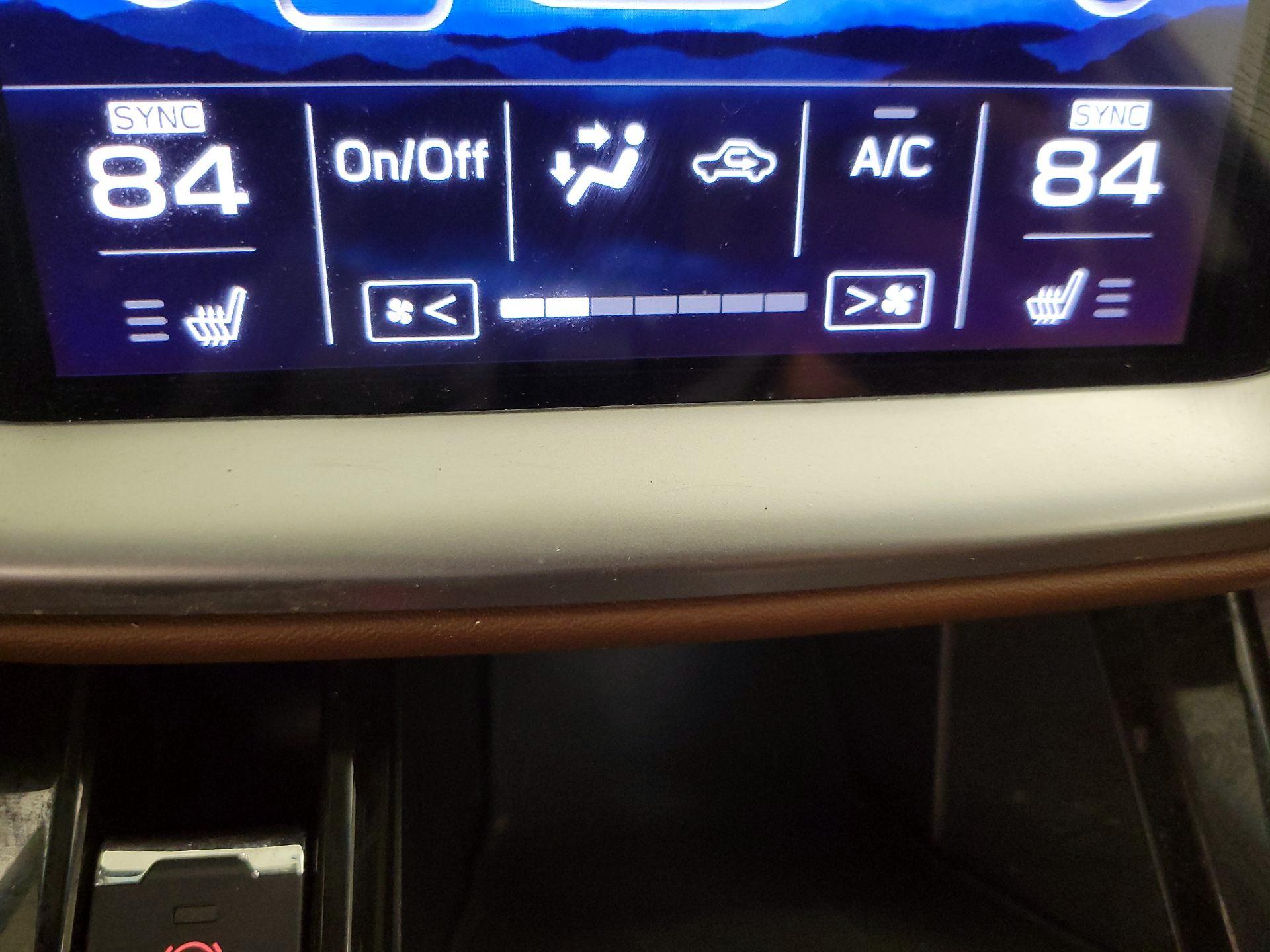 Thumbnail: 2022 Subaru Outback - 16